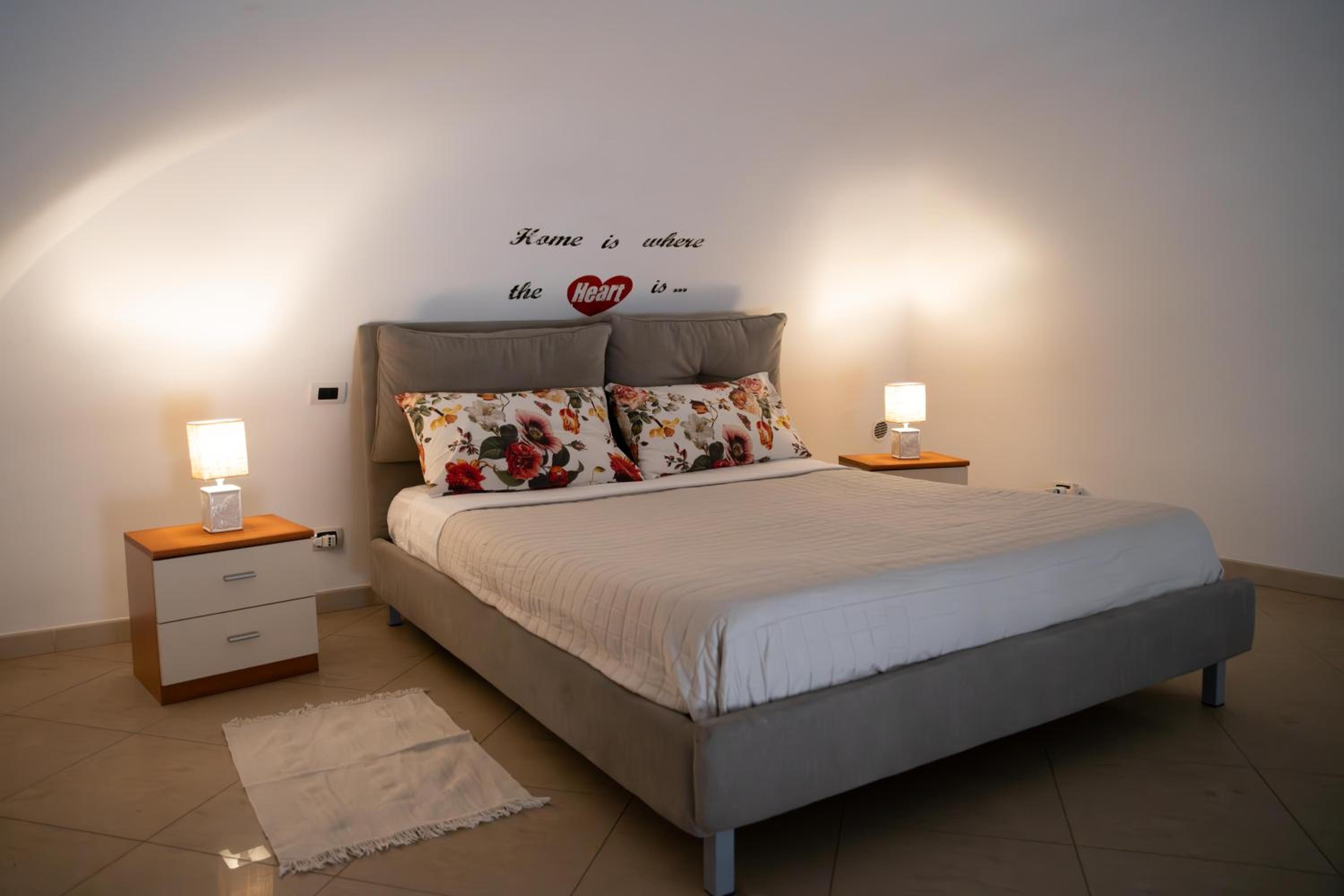 Old town apartment with sea view private rooftop