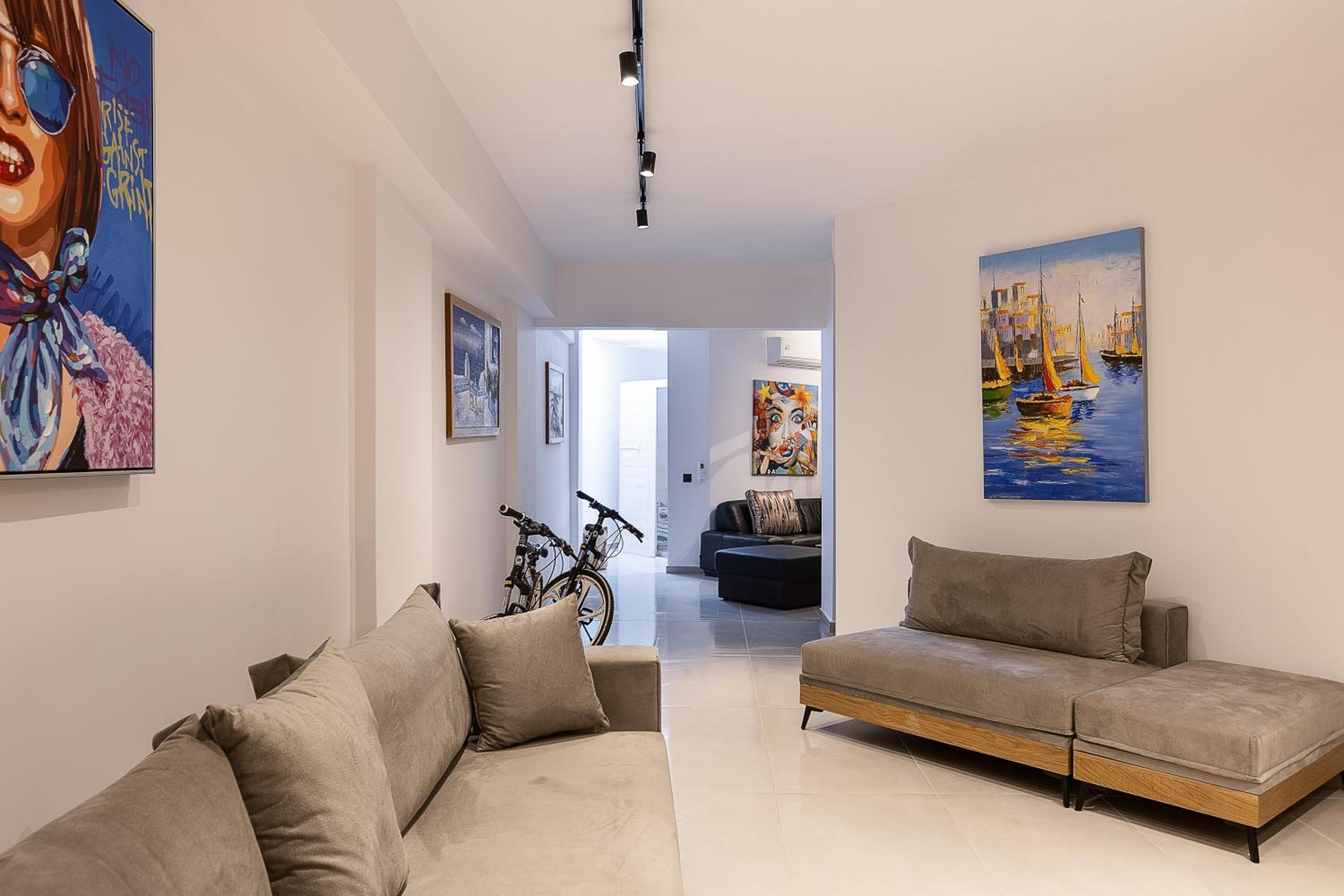 Elmima Luxury Villa