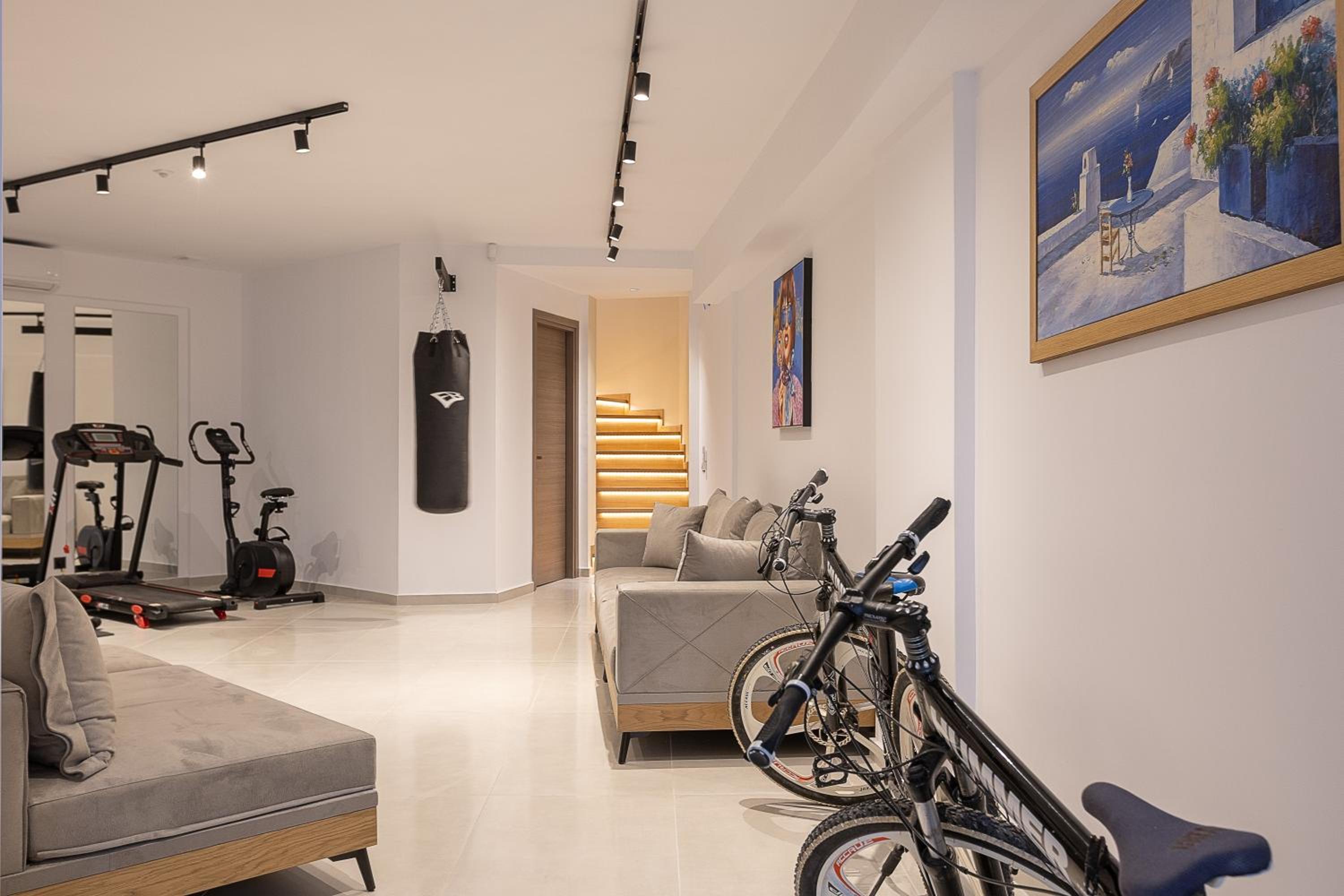 Elmima Luxury Villa