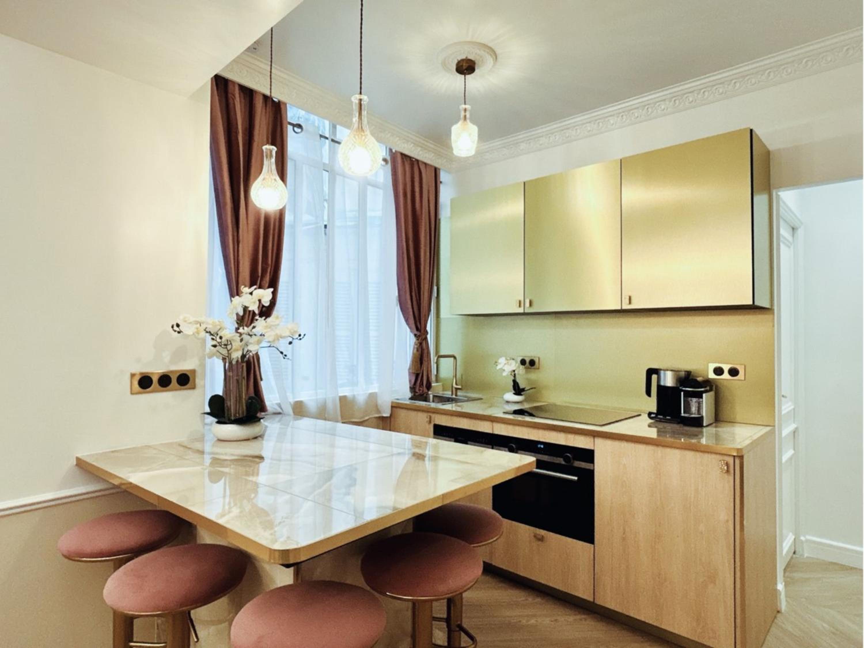 Merveil - Luxury Suite - Marais - Charlot