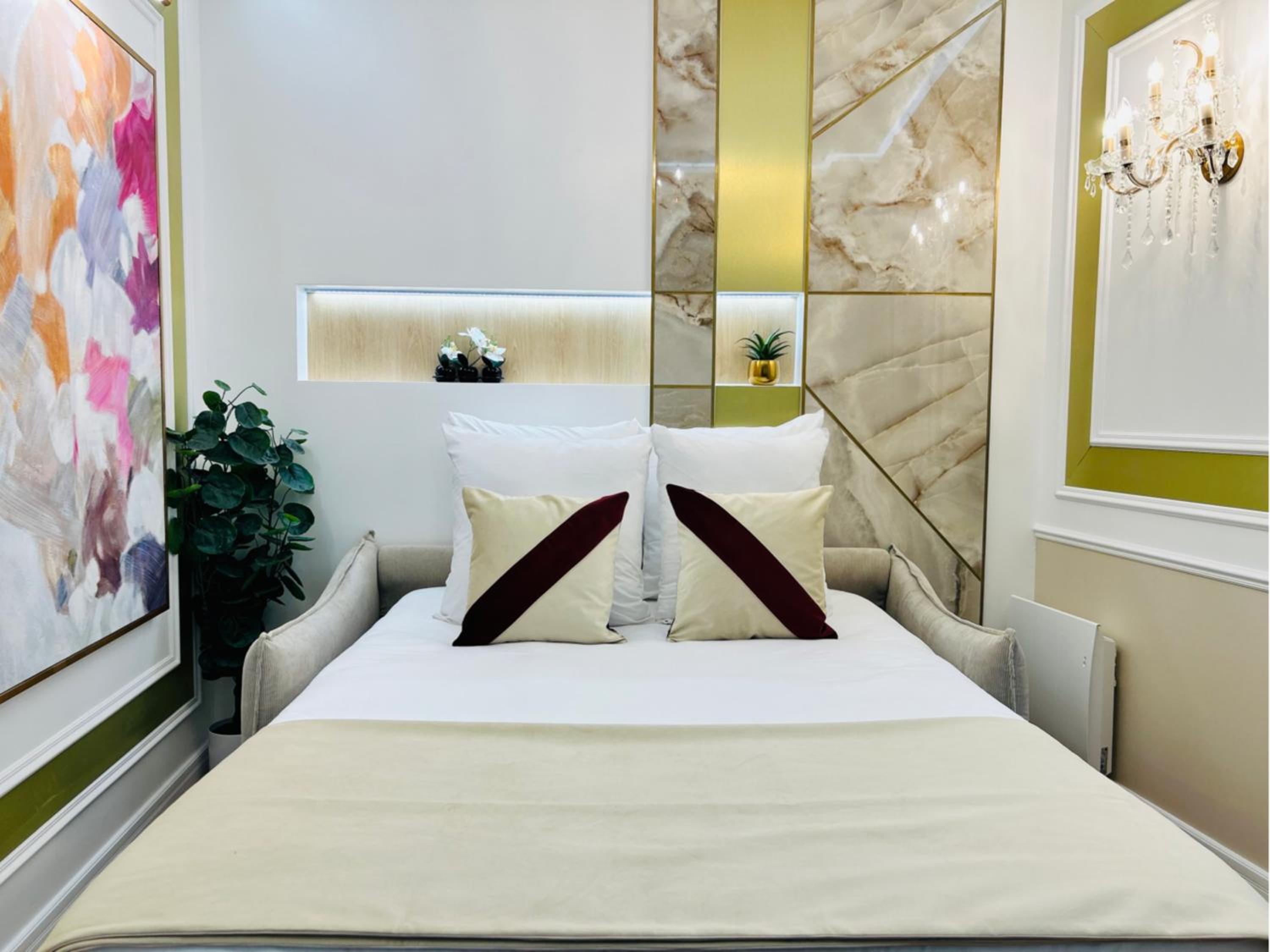 Merveil - Luxury Suite - Marais - Charlot