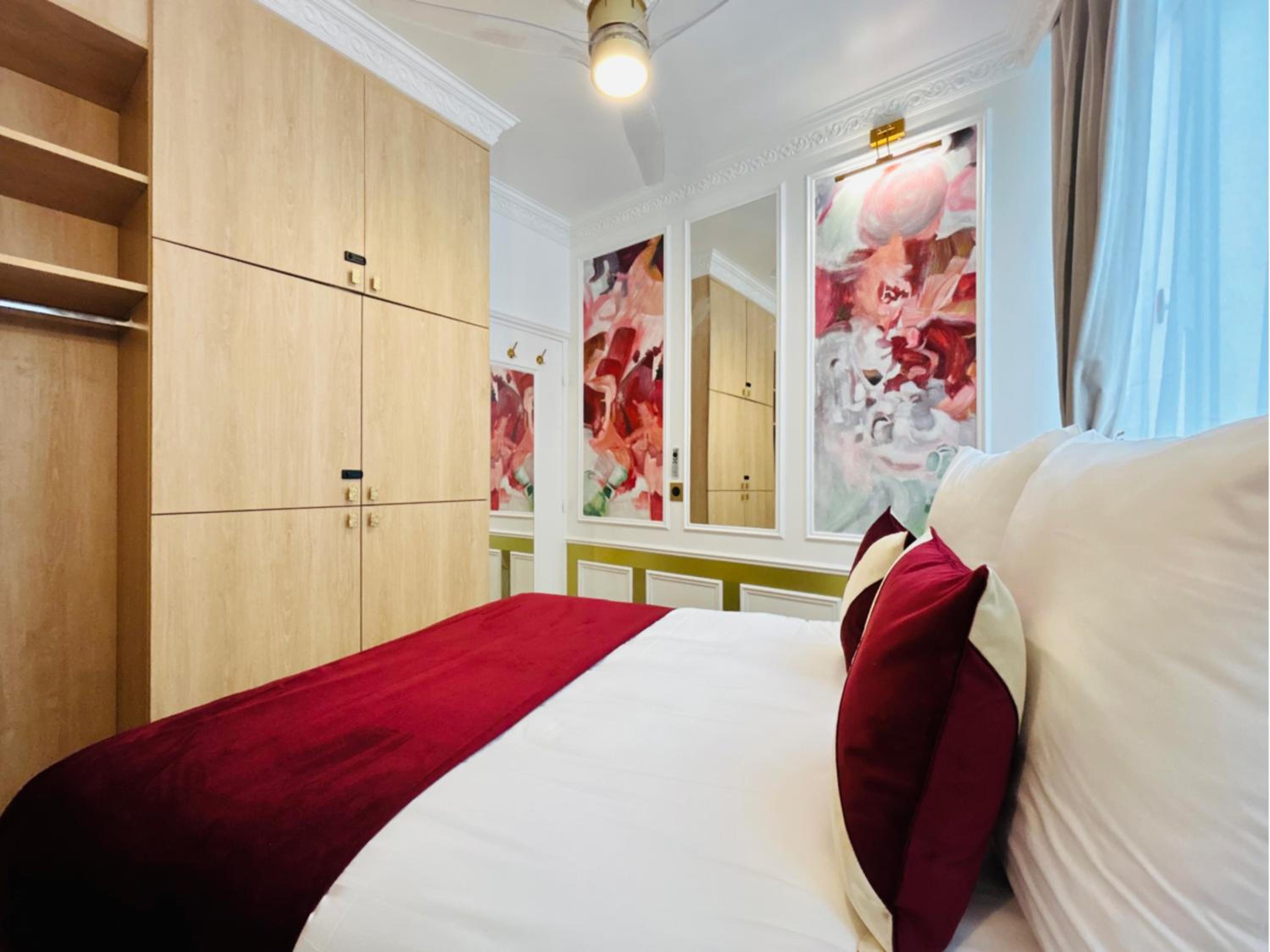 Merveil - Luxury Suite - Marais - Charlot