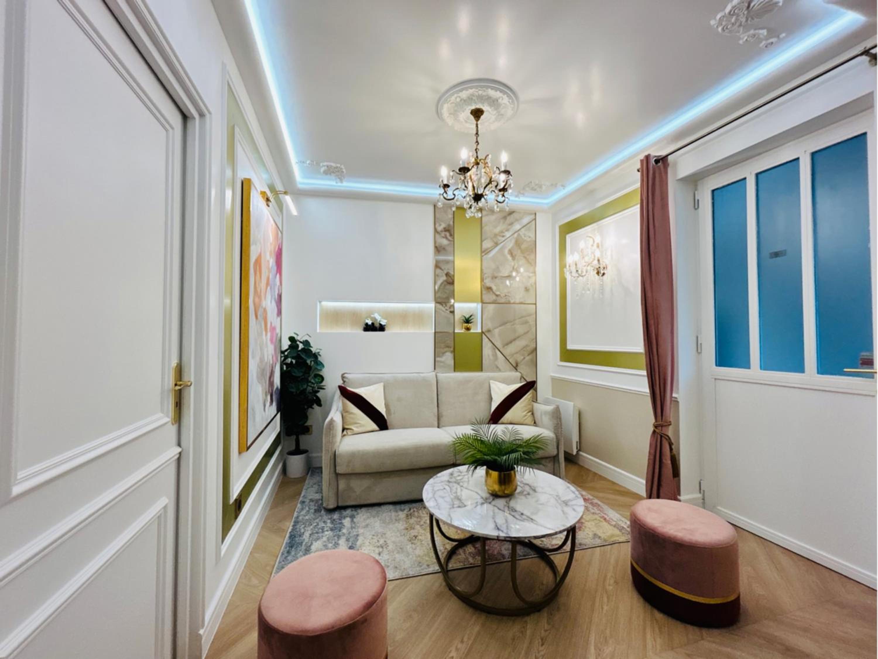 Merveil - Luxury Suite - Marais - Charlot