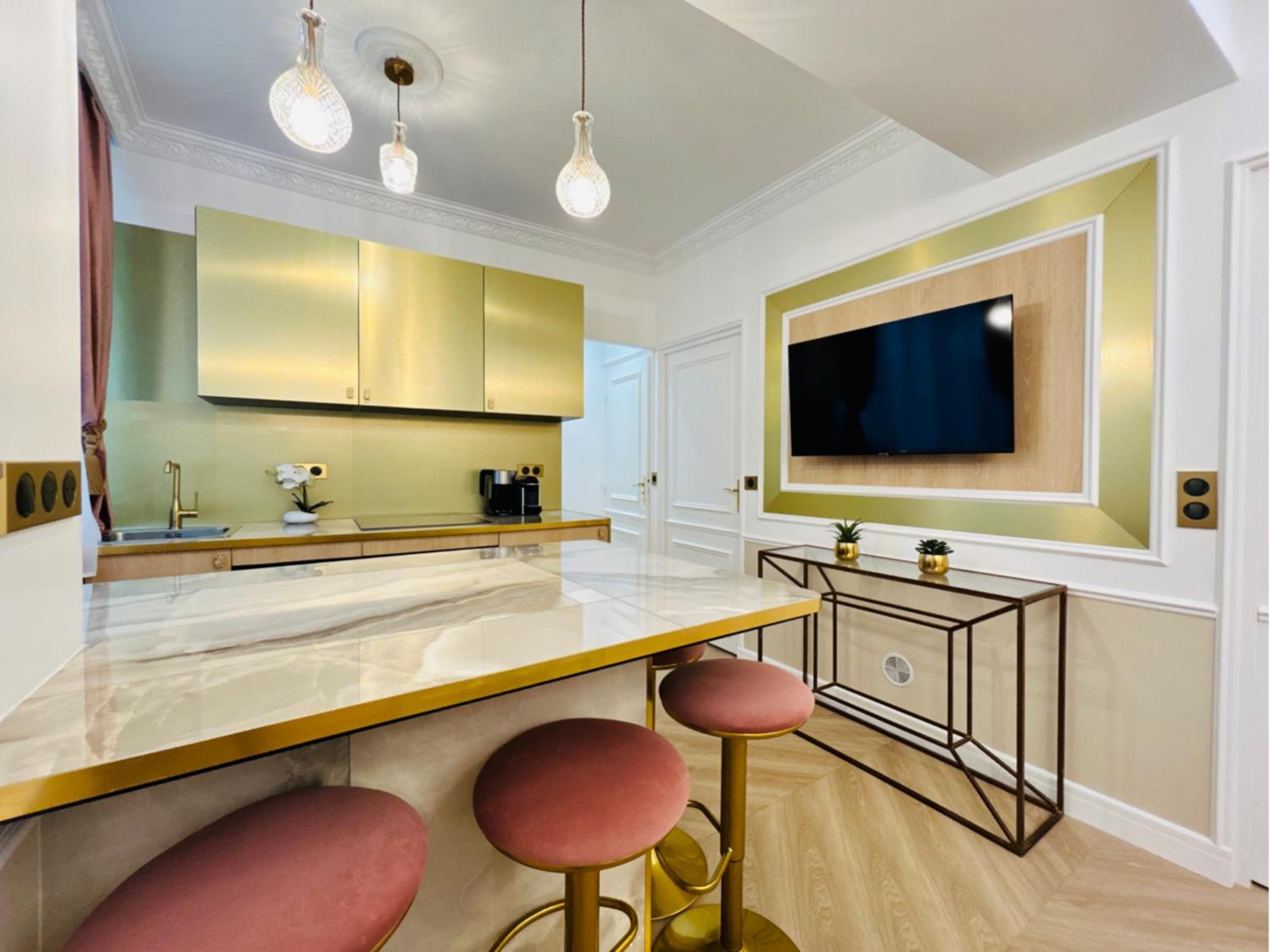 Merveil - Luxury Suite - Marais - Charlot