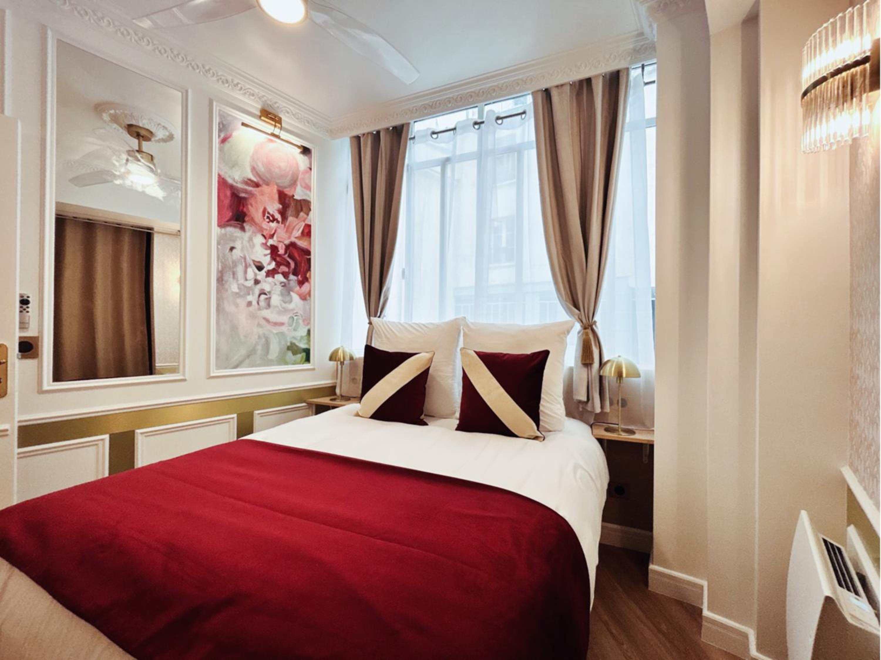 Merveil - Luxury Suite - Marais - Charlot