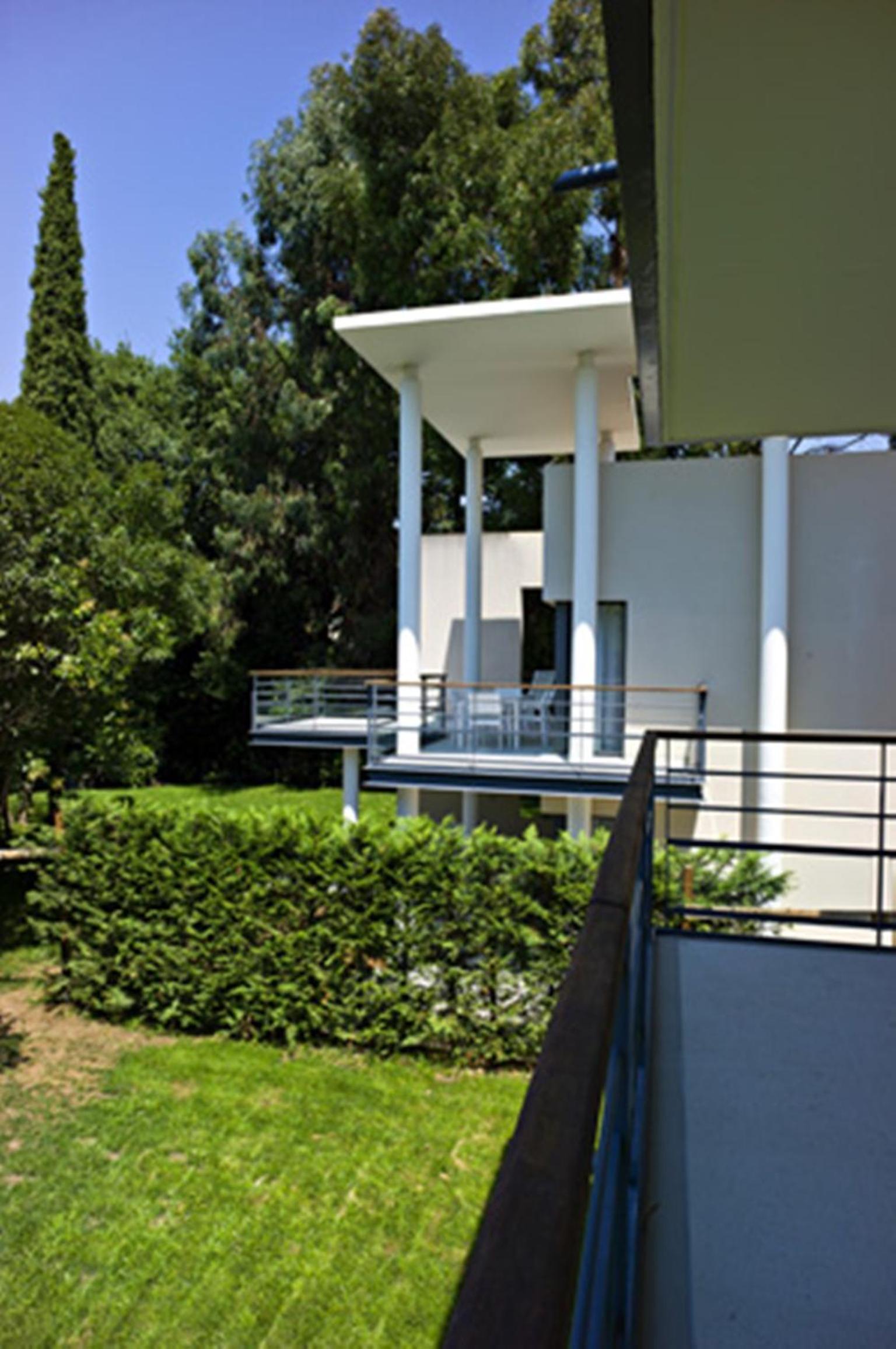 Arthur Properties - Montfleury view 3