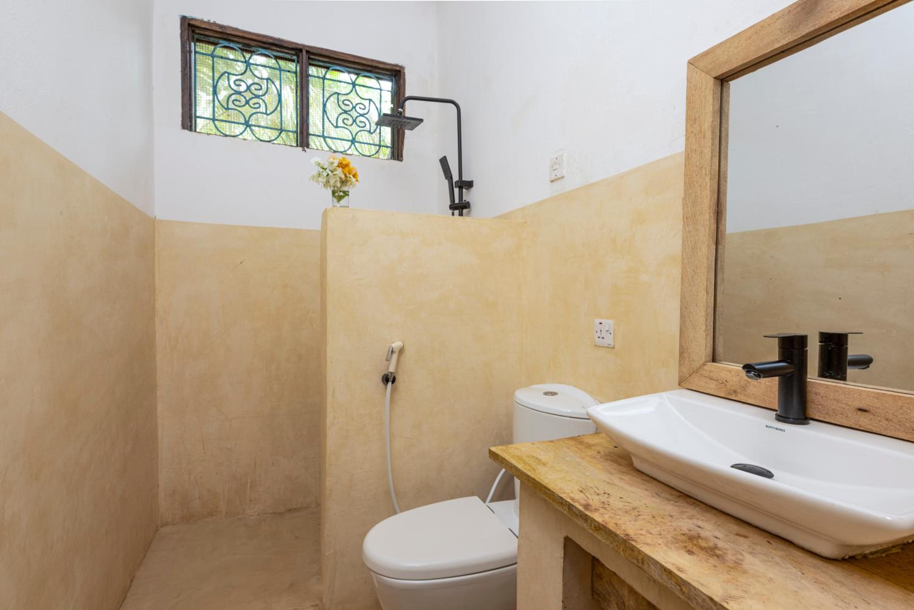 Tunda Lodge
