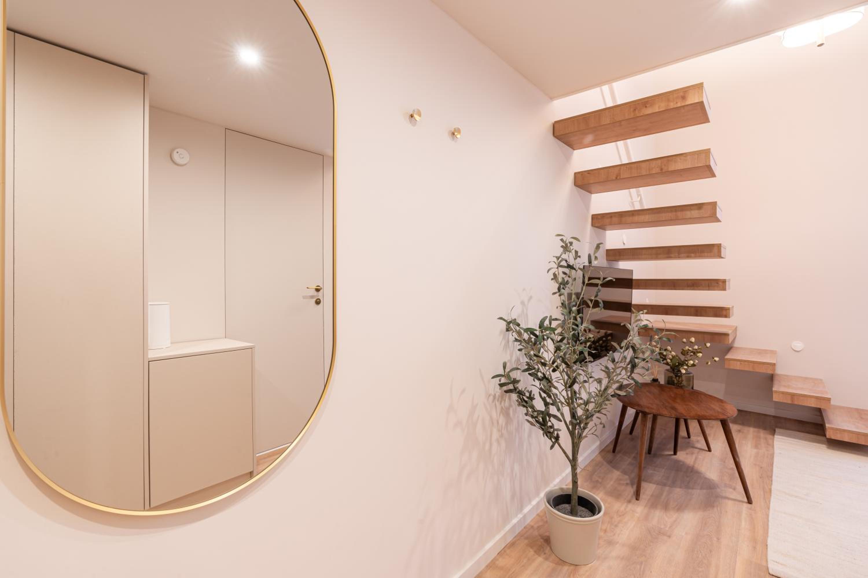 Szerb Boutique Suites, by BQA