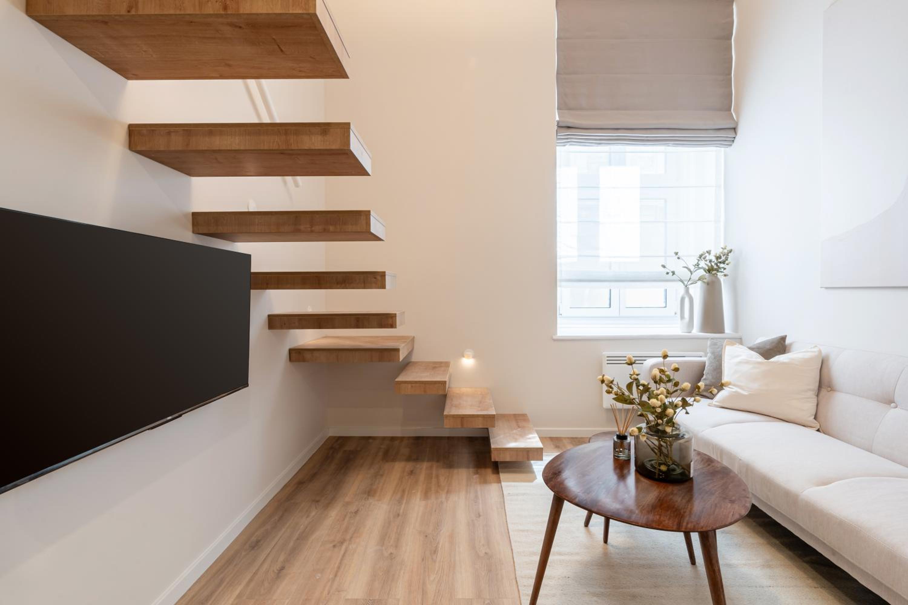 Szerb Boutique Suites, by BQA