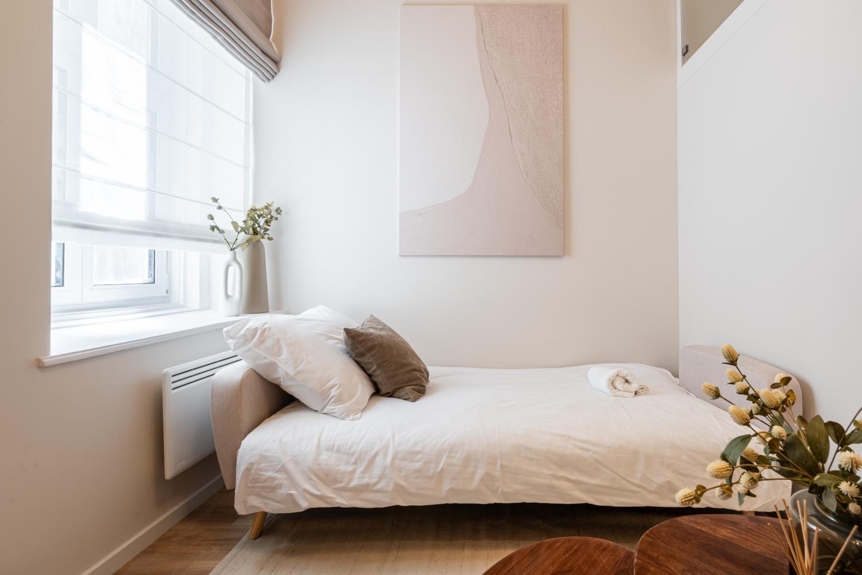 Szerb Boutique Suites, by BQA