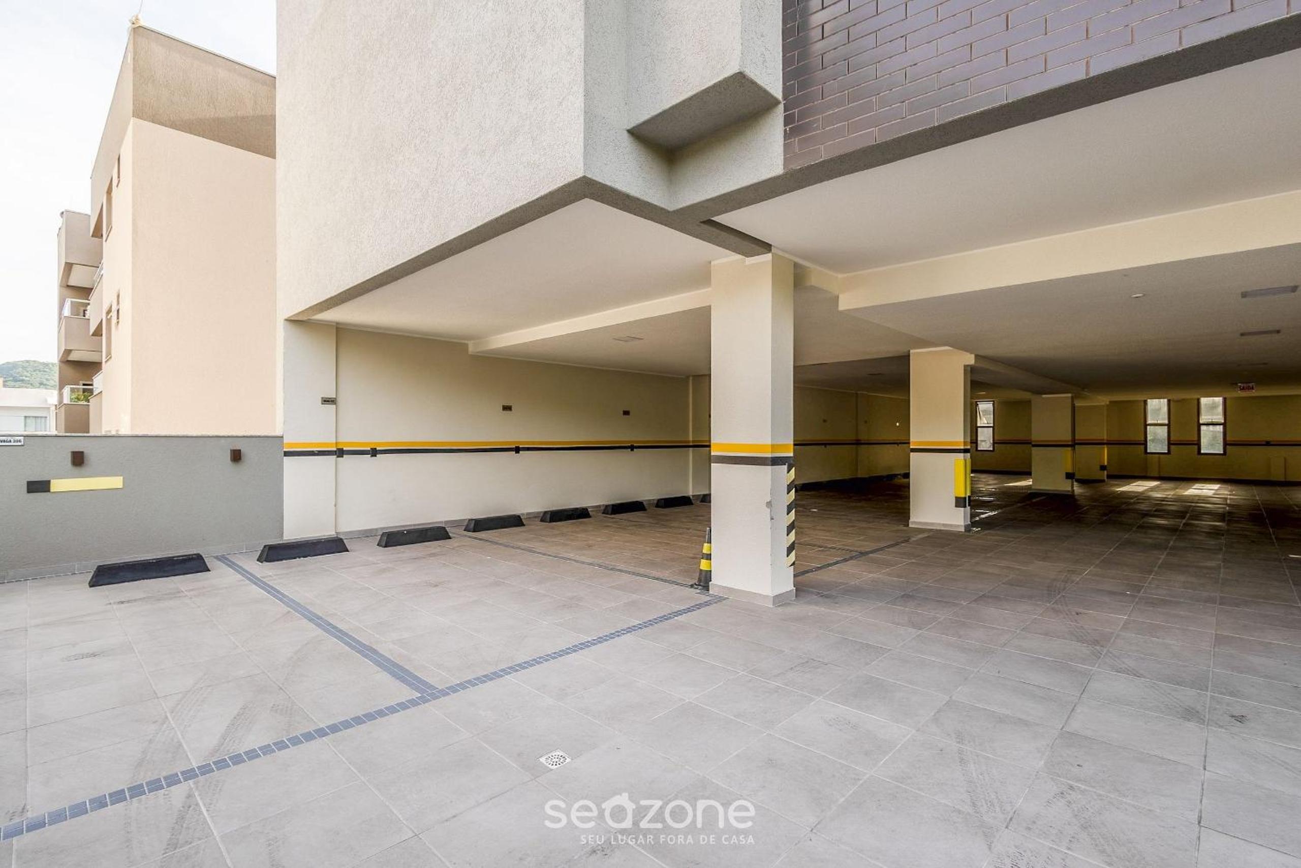 Your exclusive stay with pool and jacuzzi just 500 meters from the beach - ELF