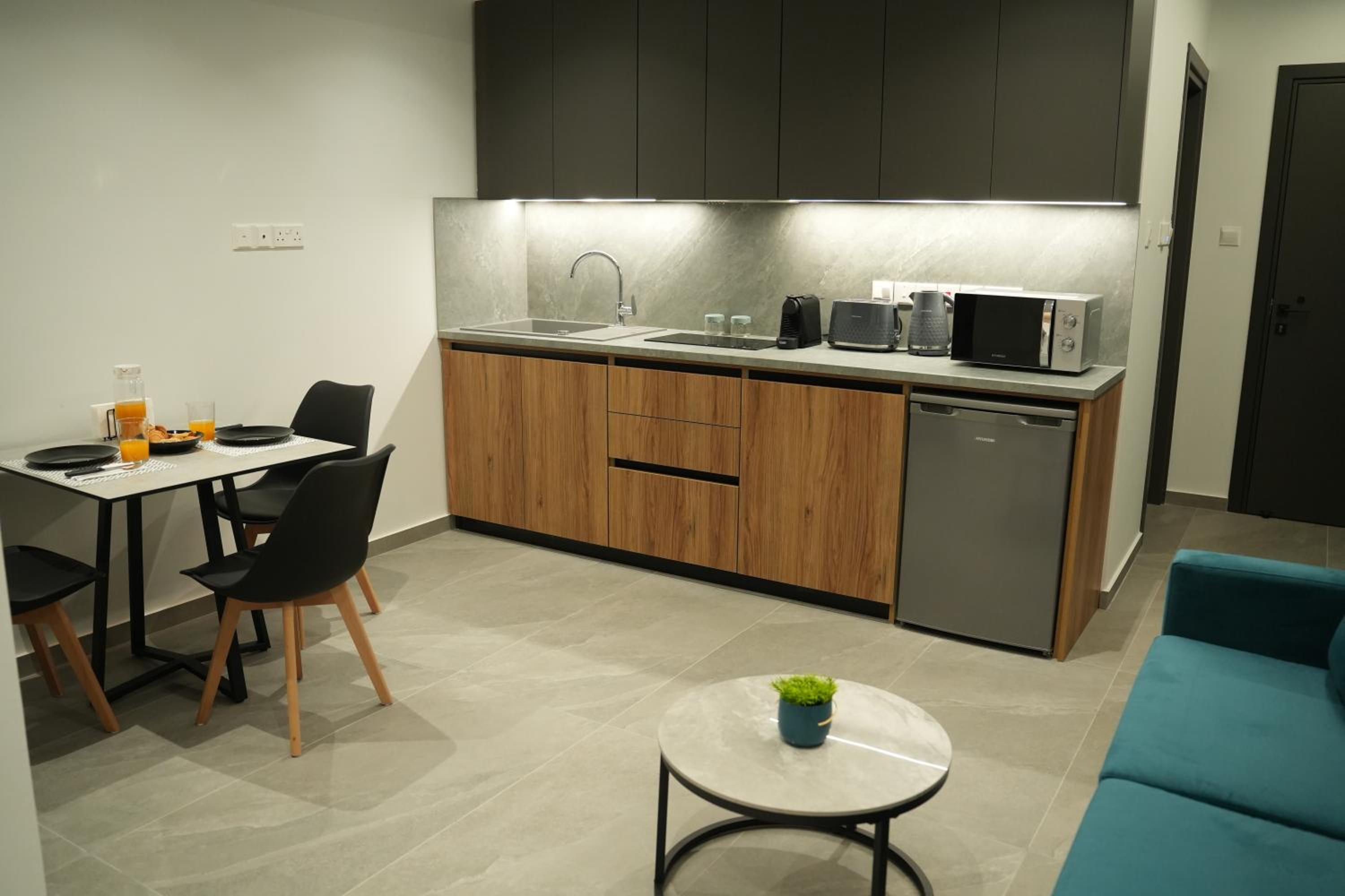 Zen City Suites