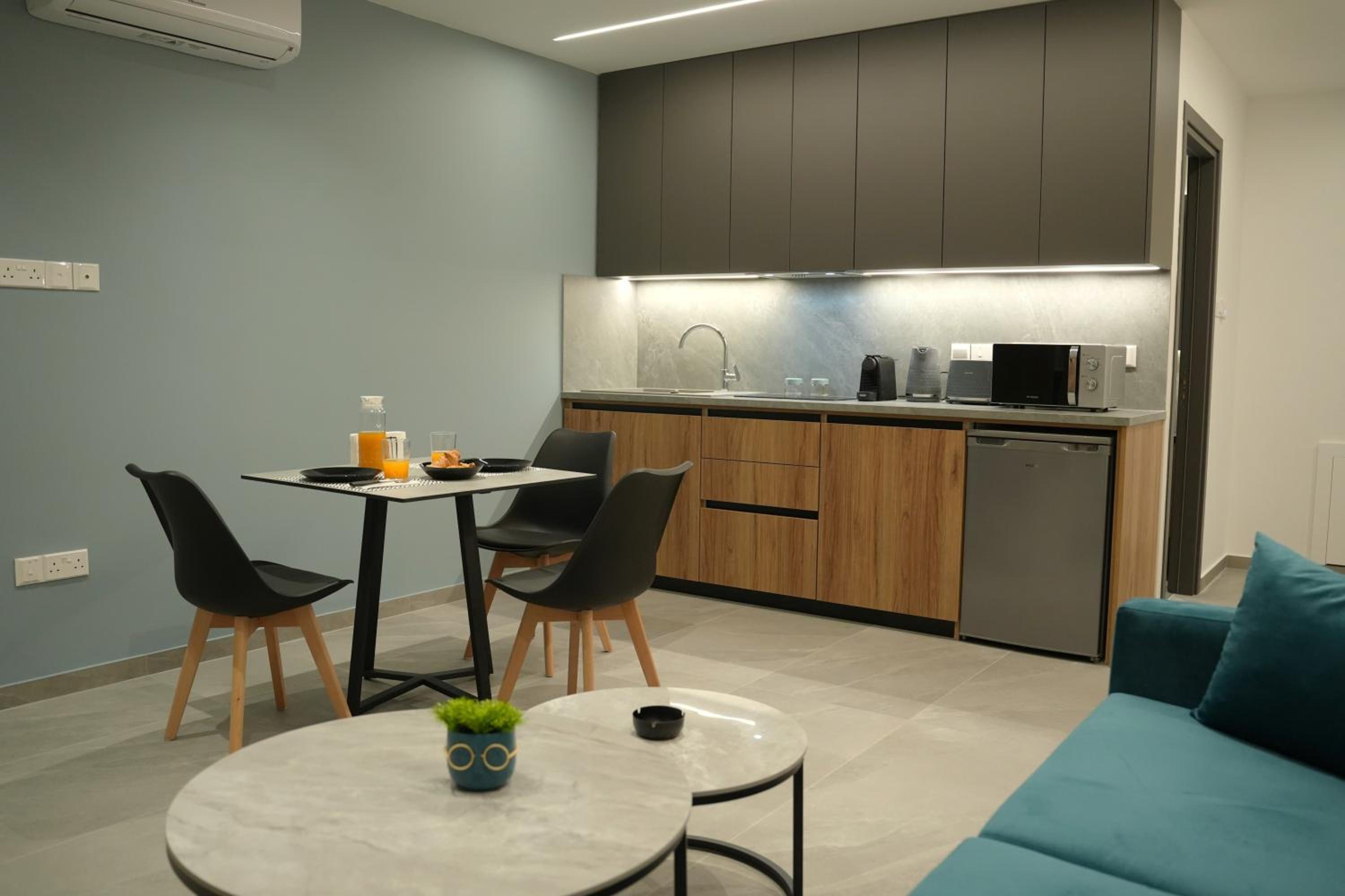 Zen City Suites