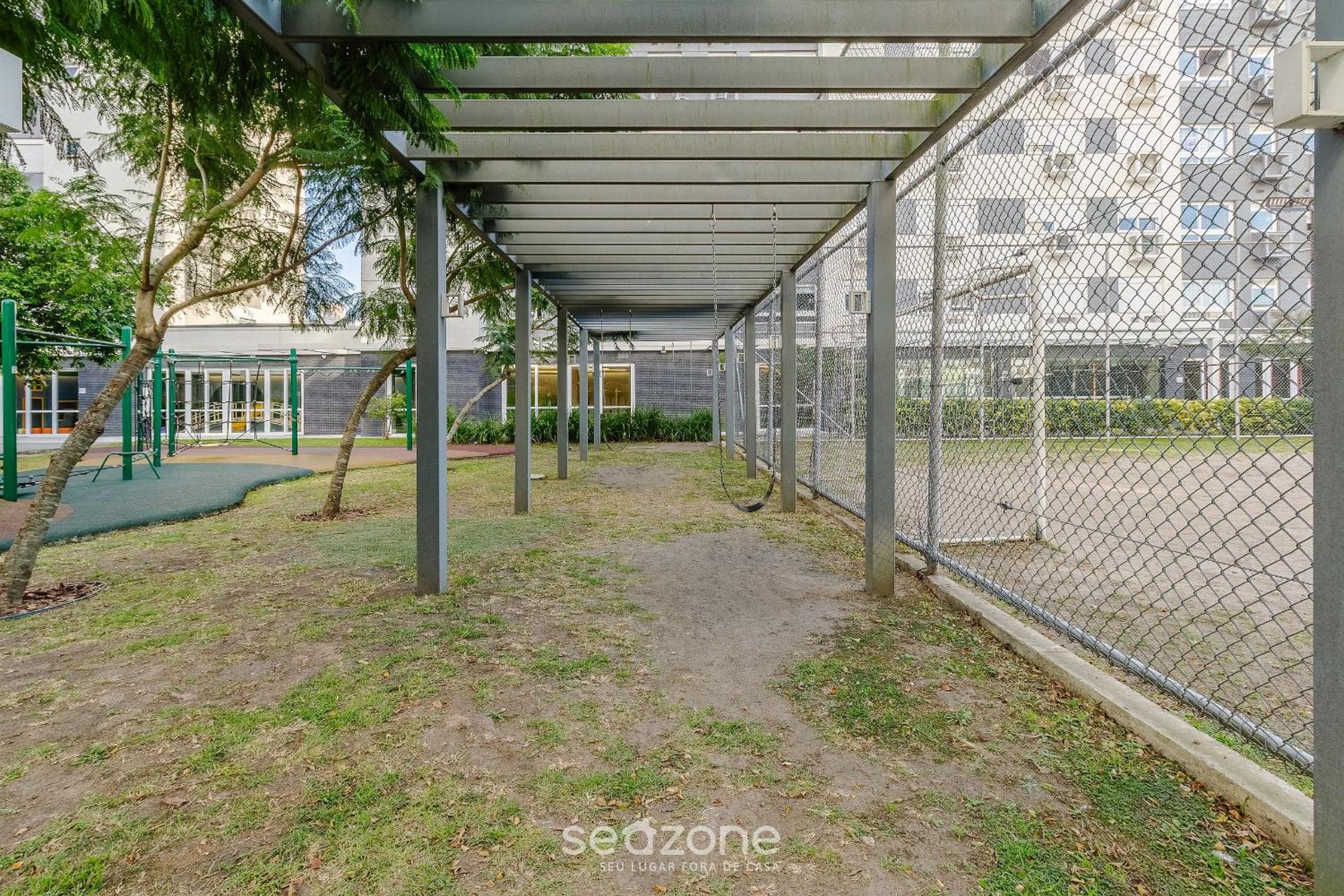 Apt w/ BBQ & garage Poa GPL1305