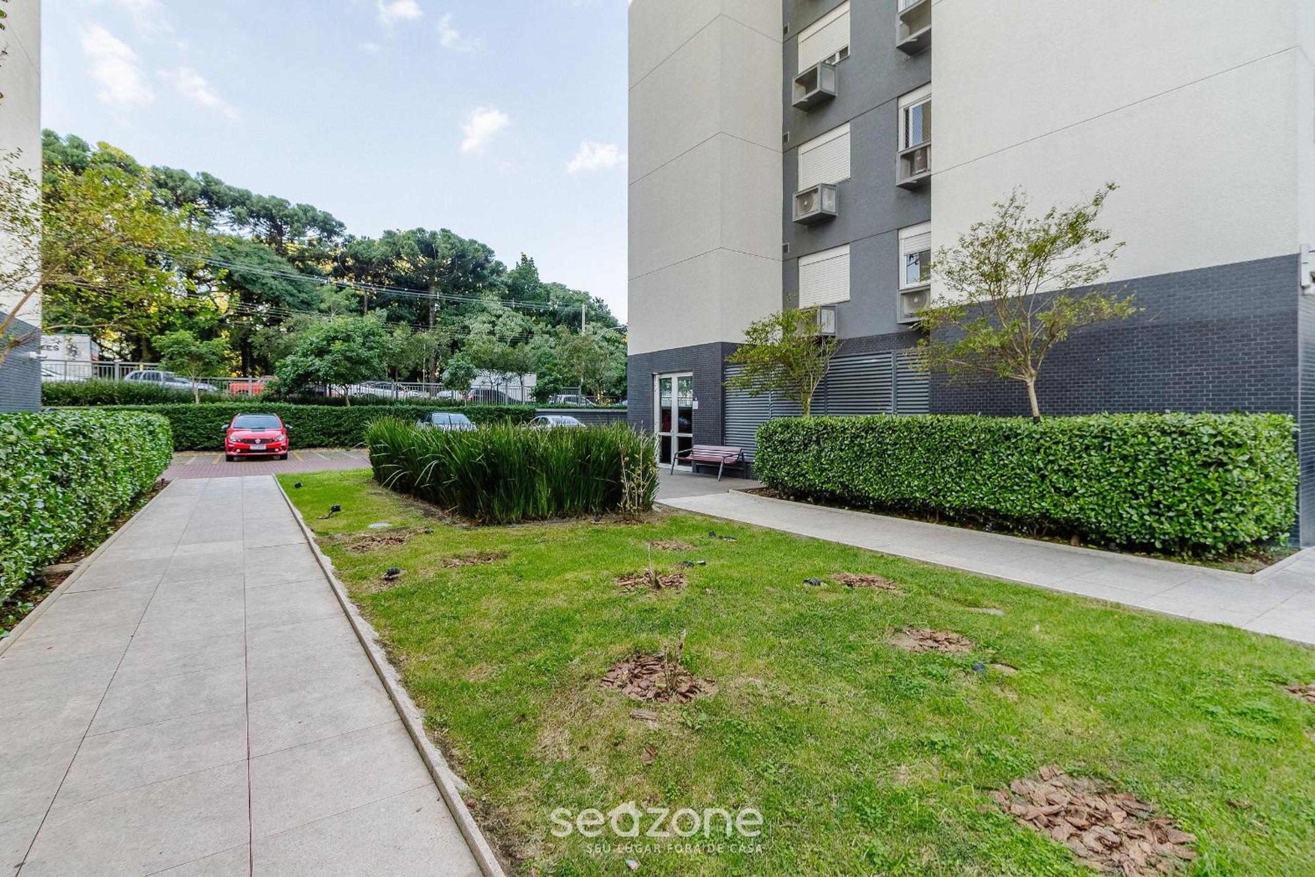 Apt w/ BBQ & garage Poa GPL1305