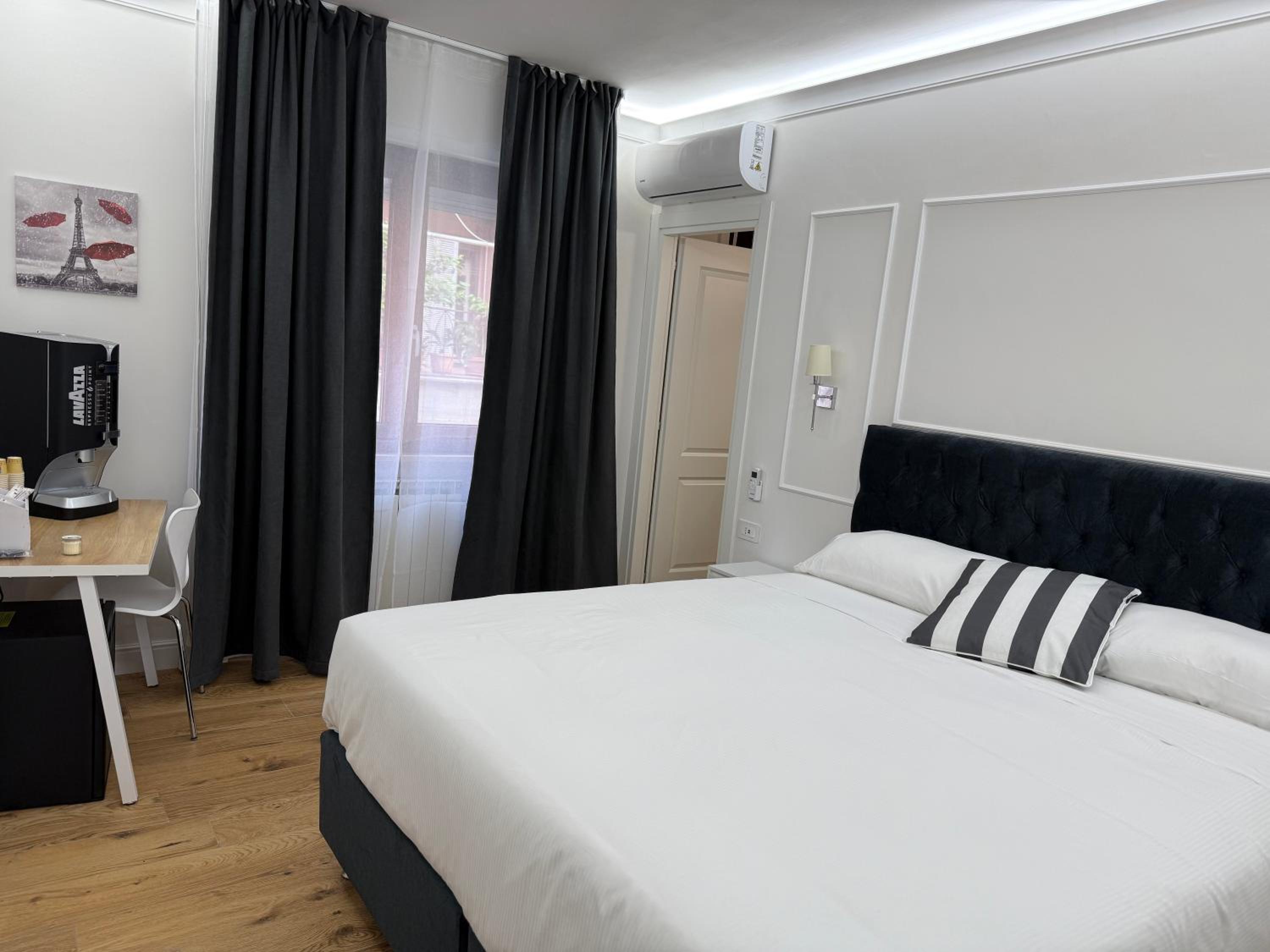 Emy Suites