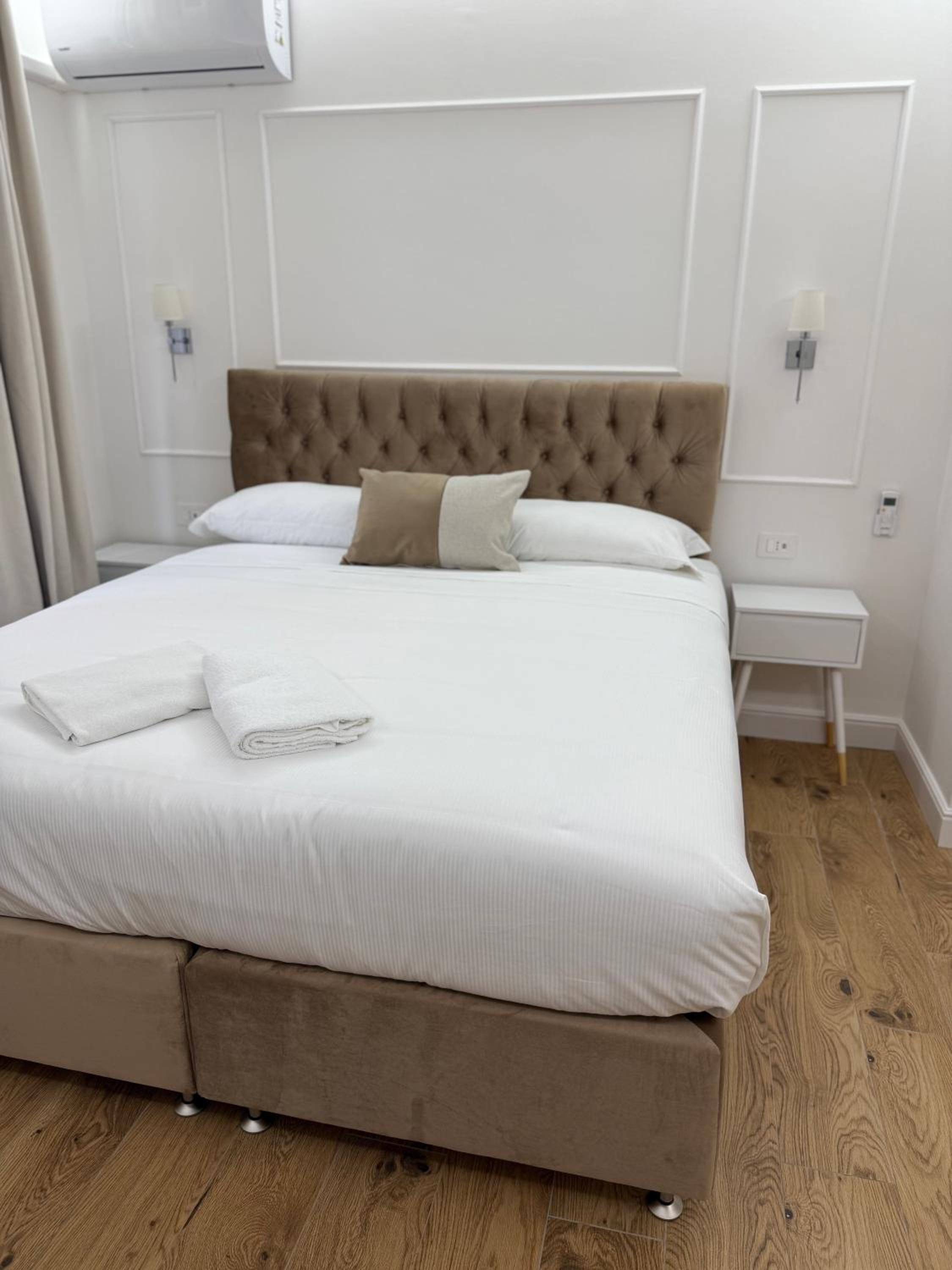 Emy Suites