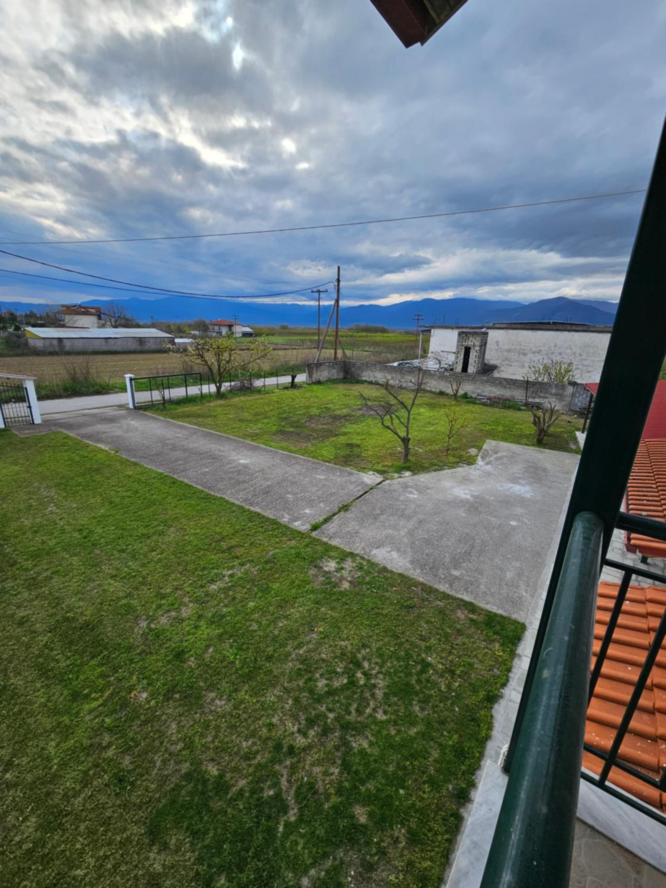 Paikos Townhouse, Hot Springs