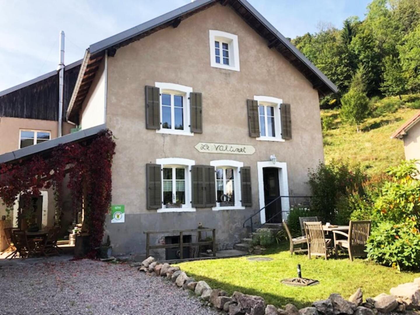 Gîte nature & calme au pied des sentiers, 10 km Gérardmer - 8 à 11 pers
