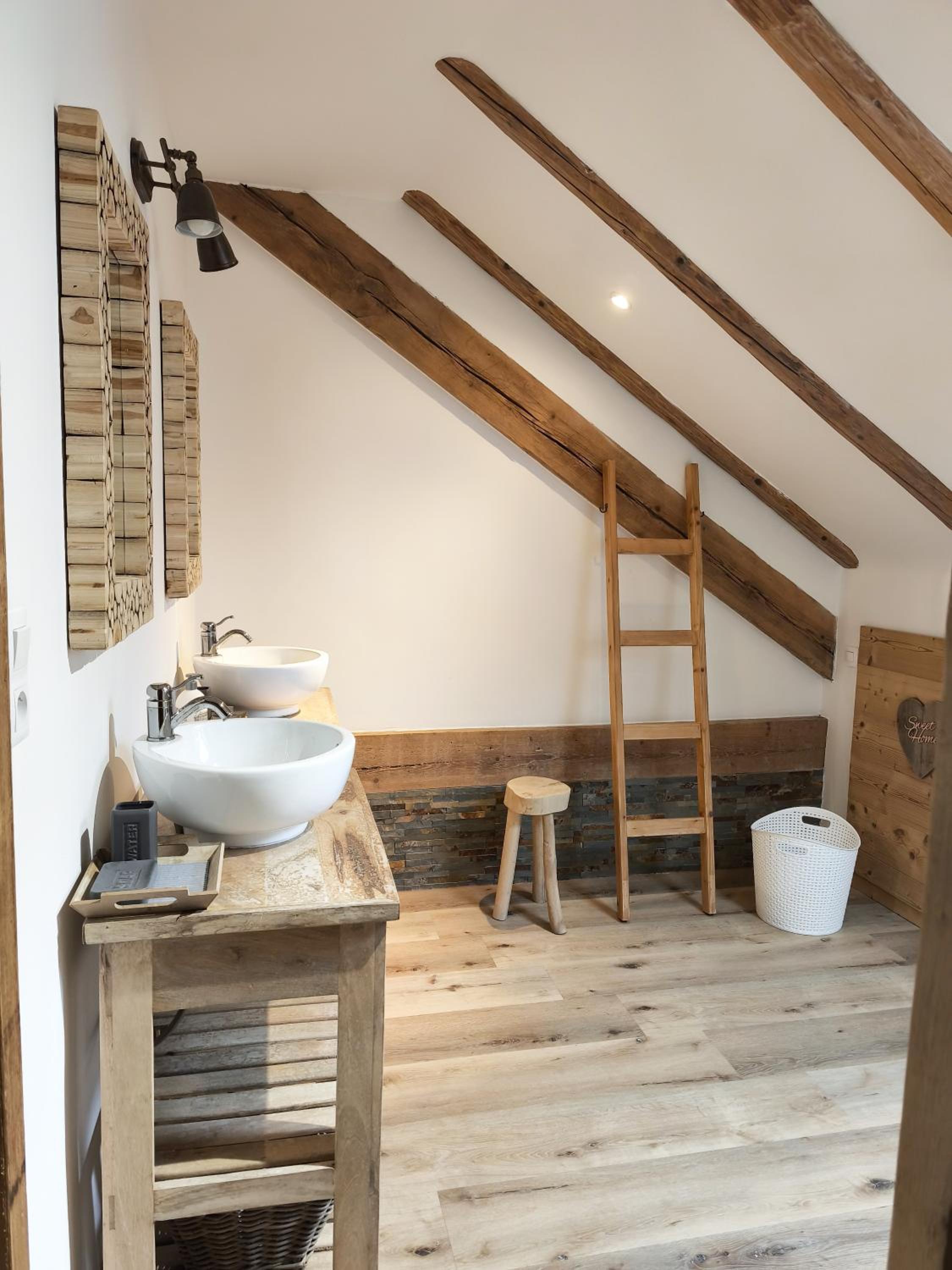 Gîte nature & calme au pied des sentiers, 10 km Gérardmer - 8 à 11 pers