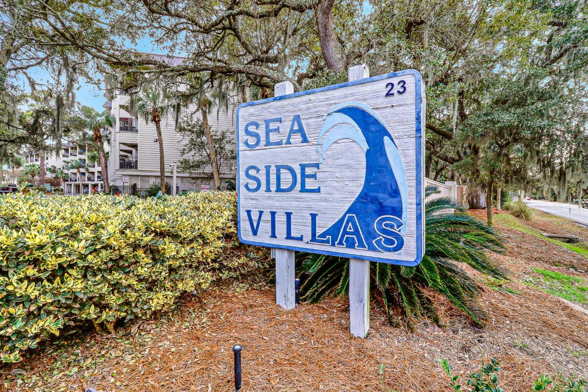 Coastal Couples Retreat near Coligny+Bikes-#131