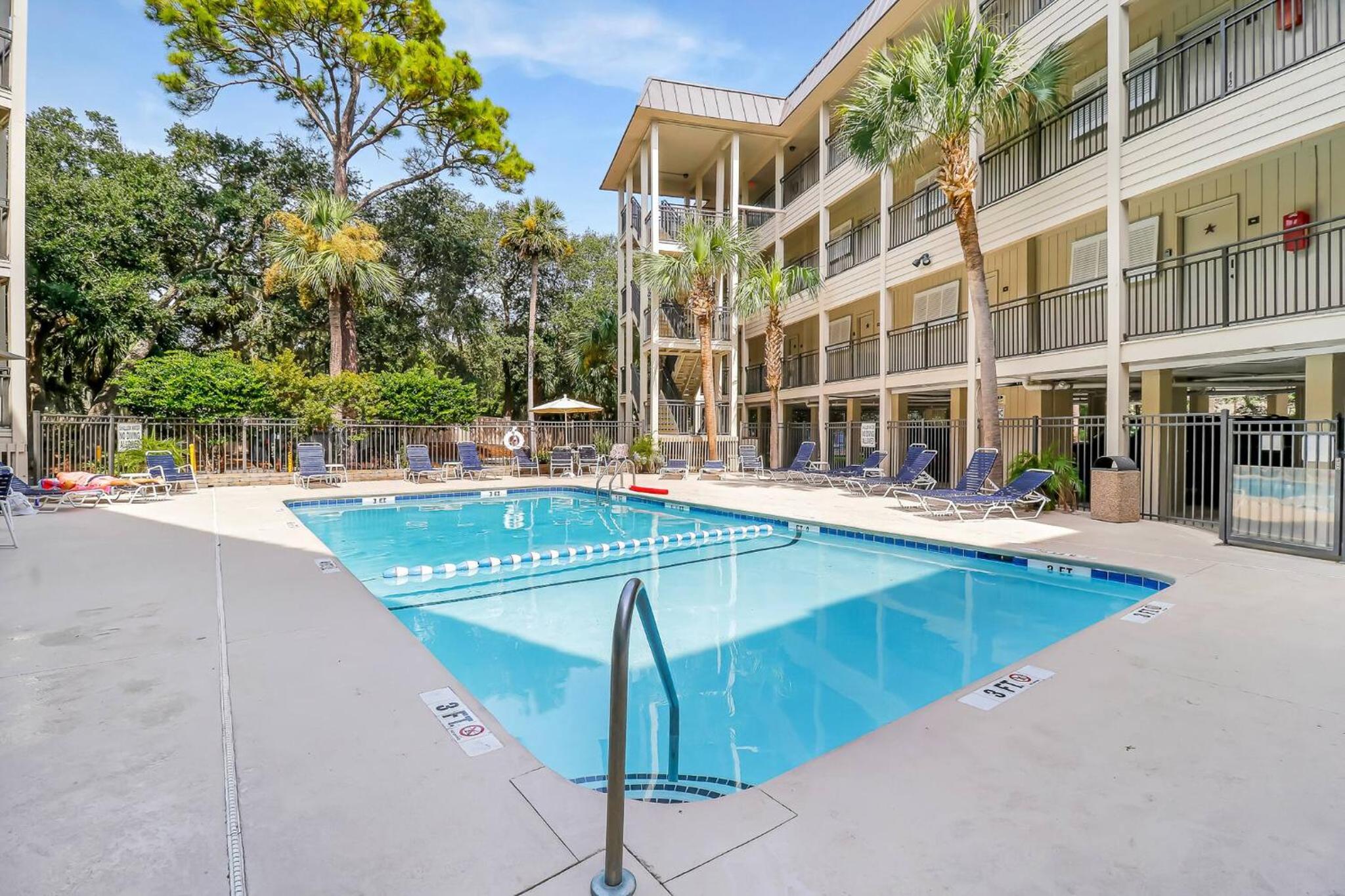 Coastal Couples Retreat near Coligny+Bikes-#131