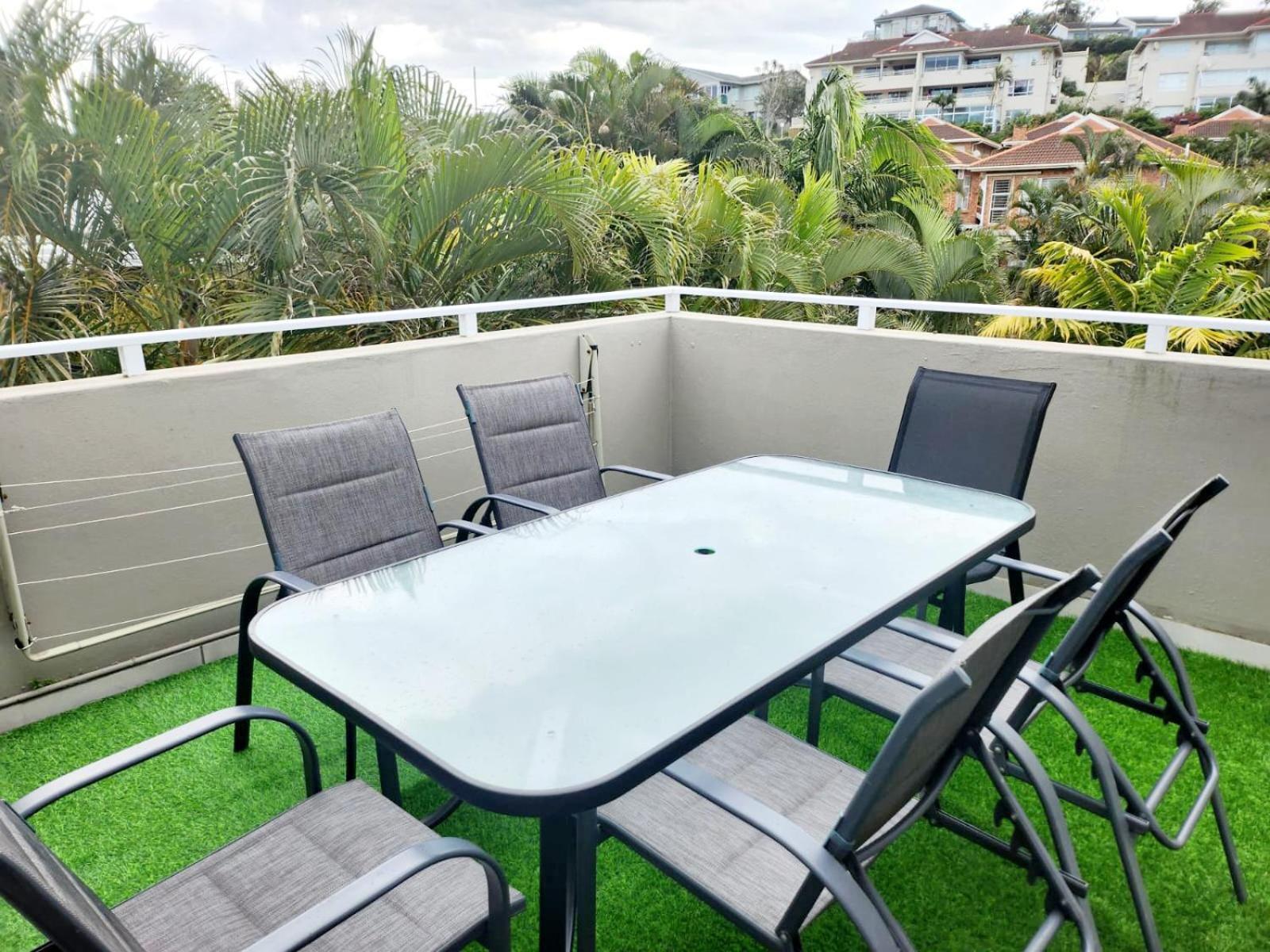 Luxury apartment in Waikiki E5 close to the beach view 3