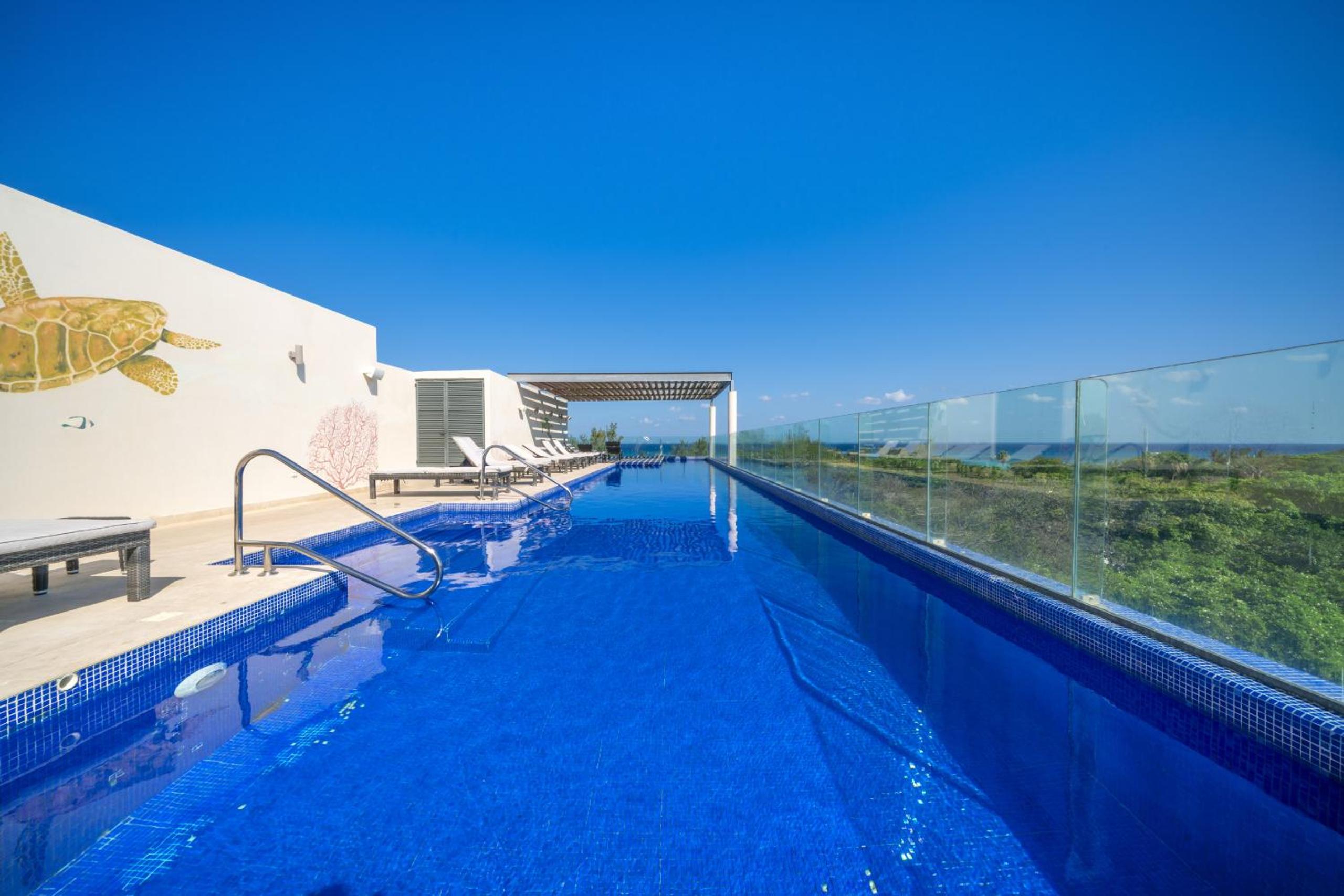 2 BR Condo with Rooftop Pool - Terrazas Condos