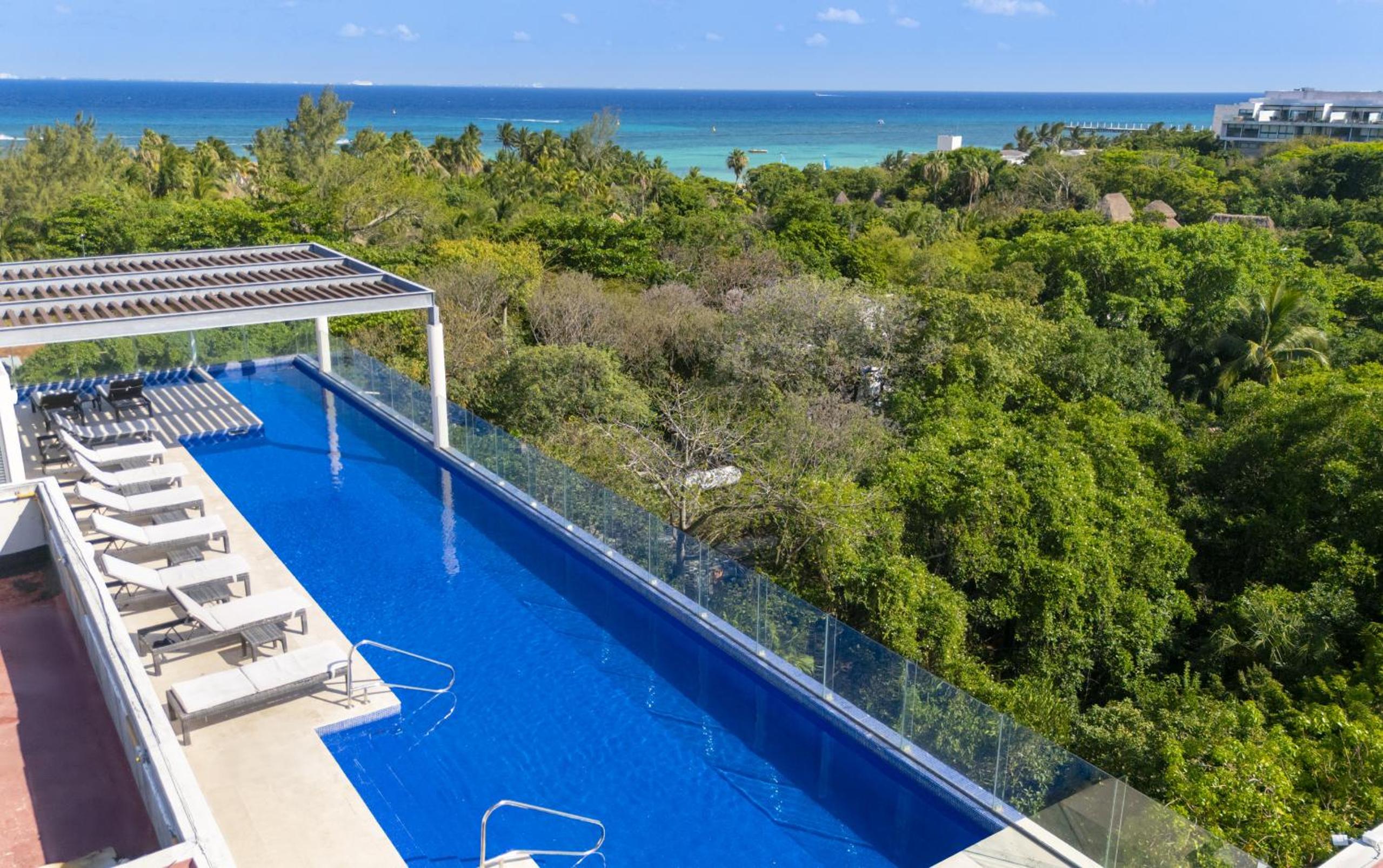 2 BR Condo with Rooftop Pool - Terrazas Condos
