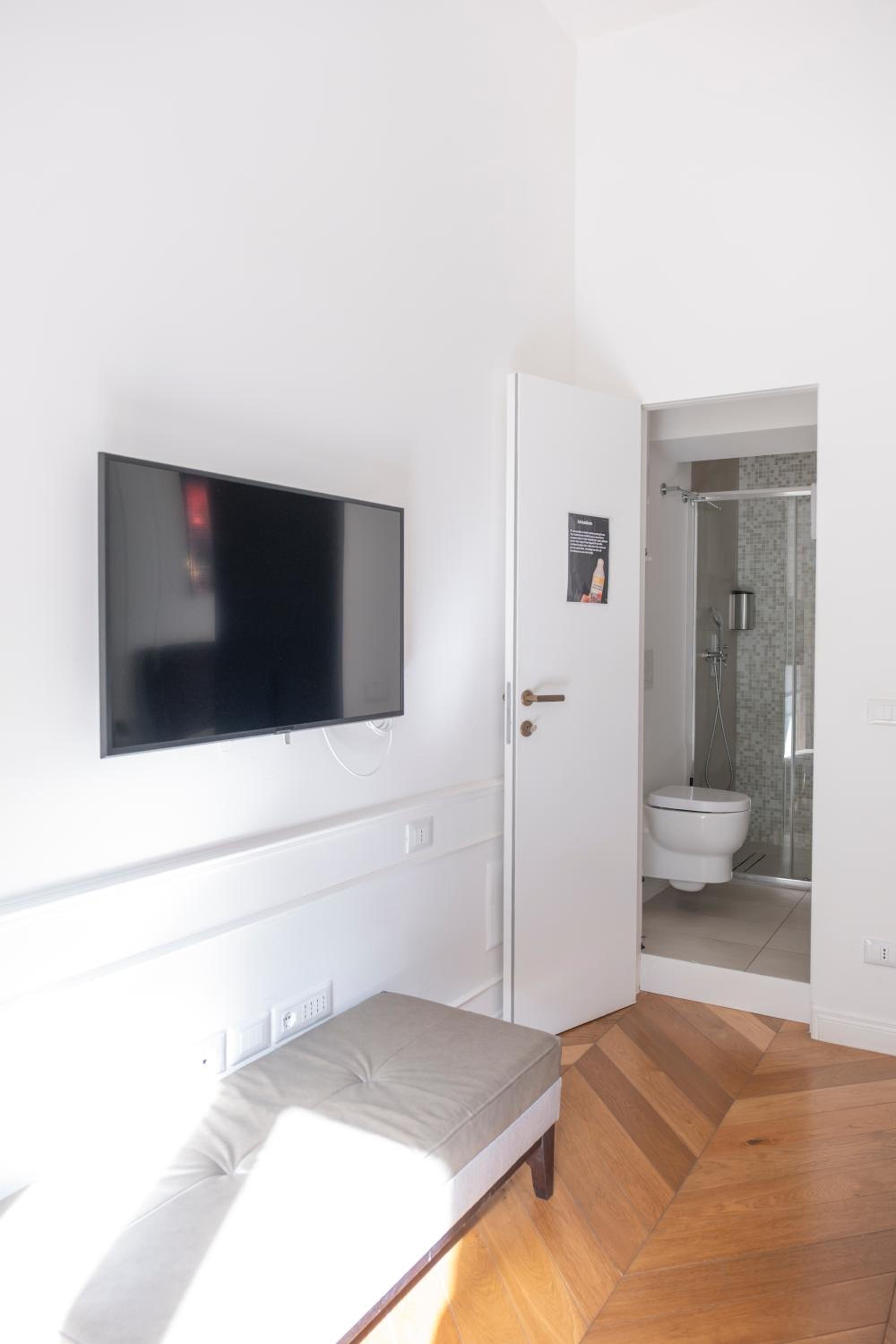 Stunning 1BR, 2BATH Apartment in the Heart of Rome 6C