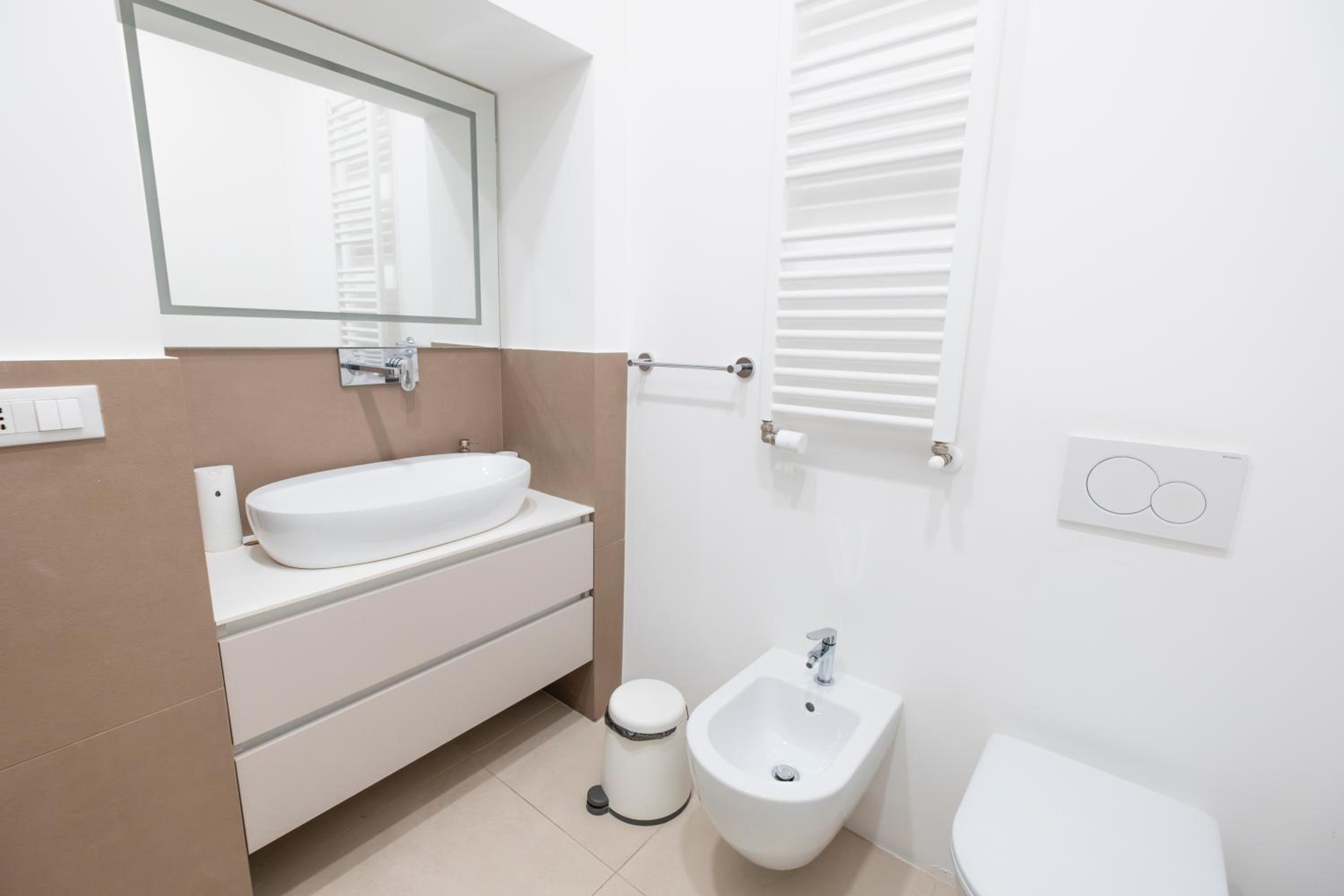 Stunning 1BR, 2BATH Apartment in the Heart of Rome 6C