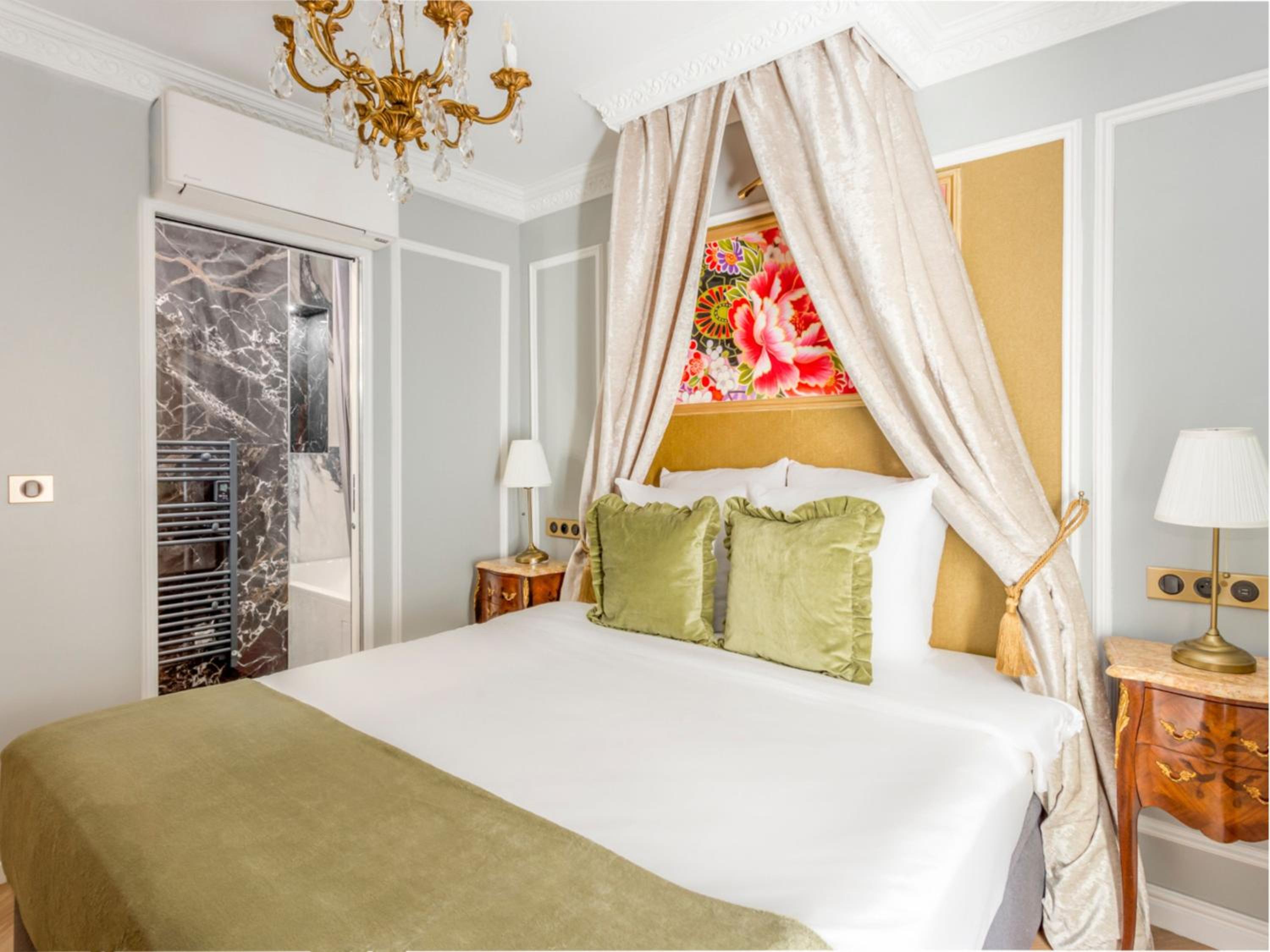 Merveil - Luxury Suite - Louvre - Aboukir VII