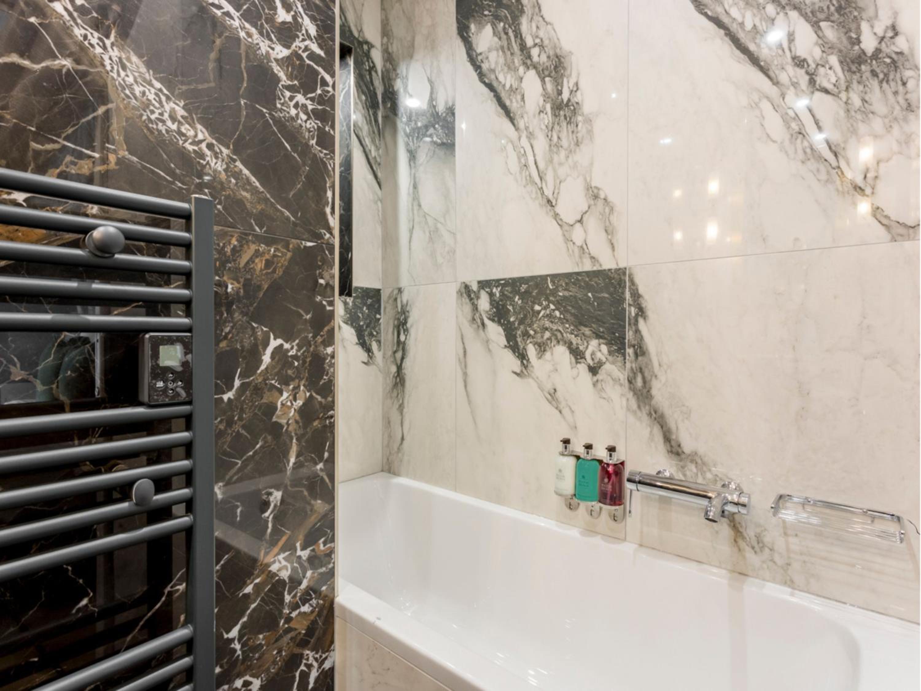 Merveil - Luxury Suite - Louvre - Aboukir VII
