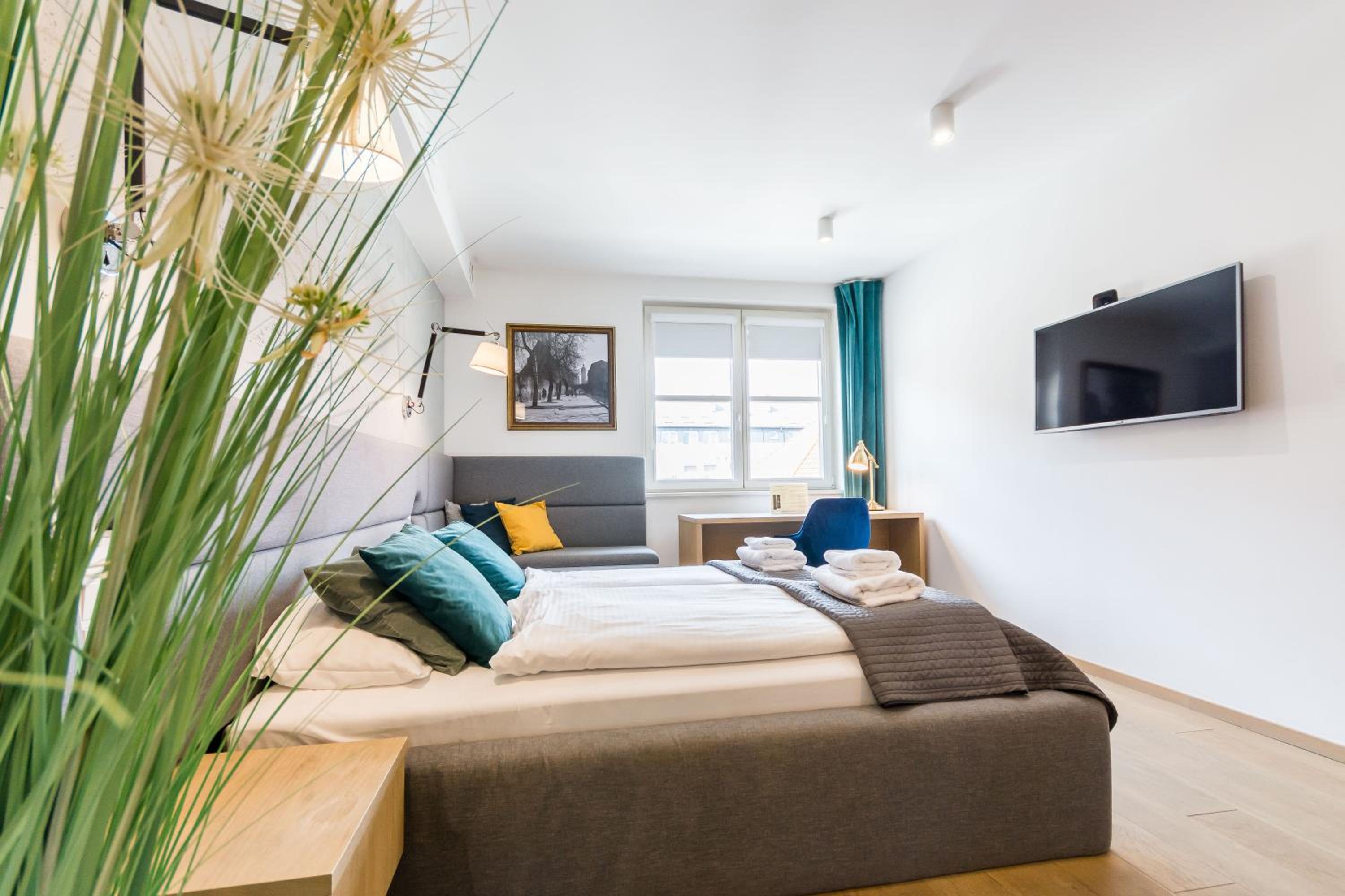 Old Town Premium Queen`s Apartments