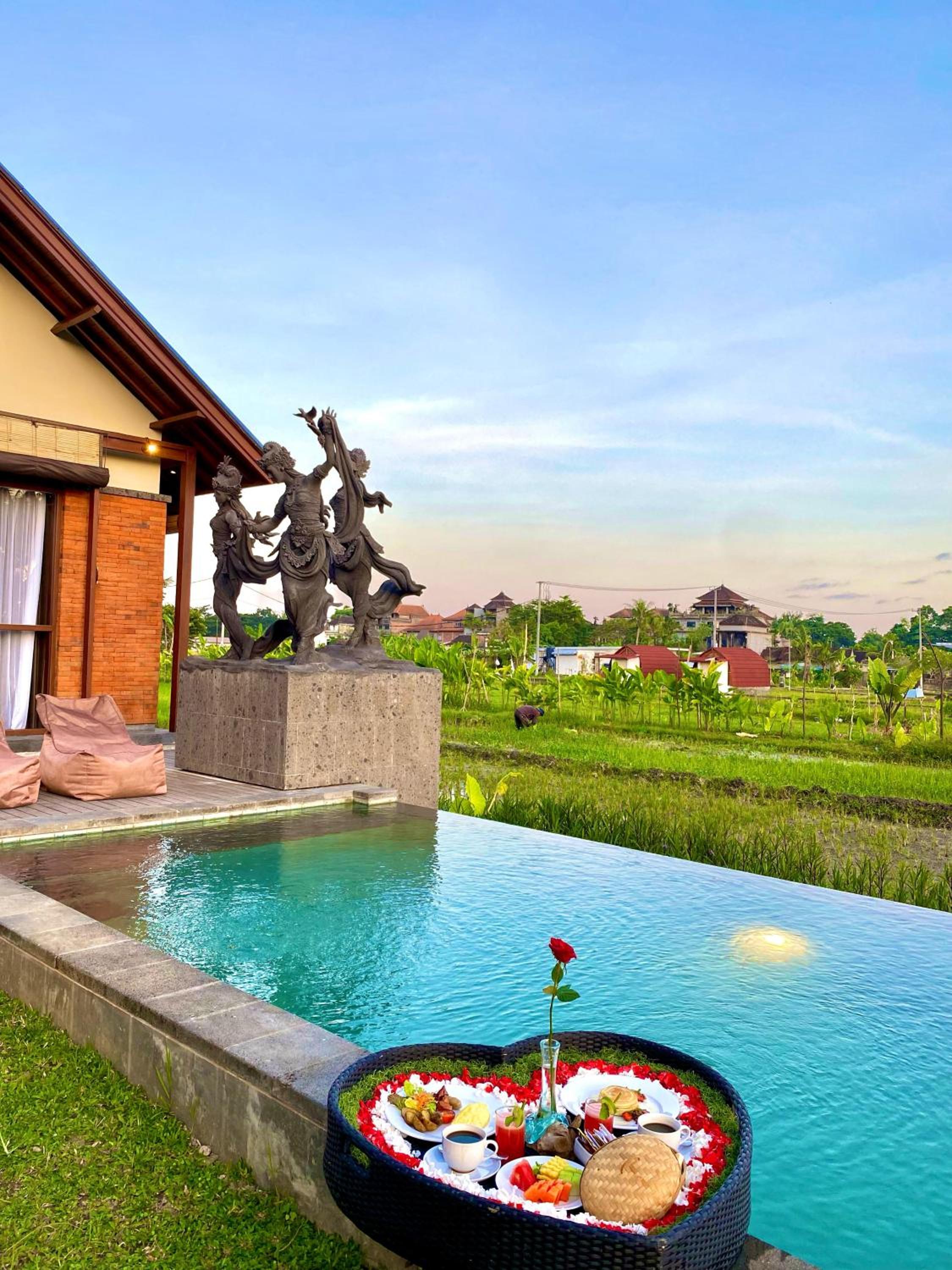 Artika Villa