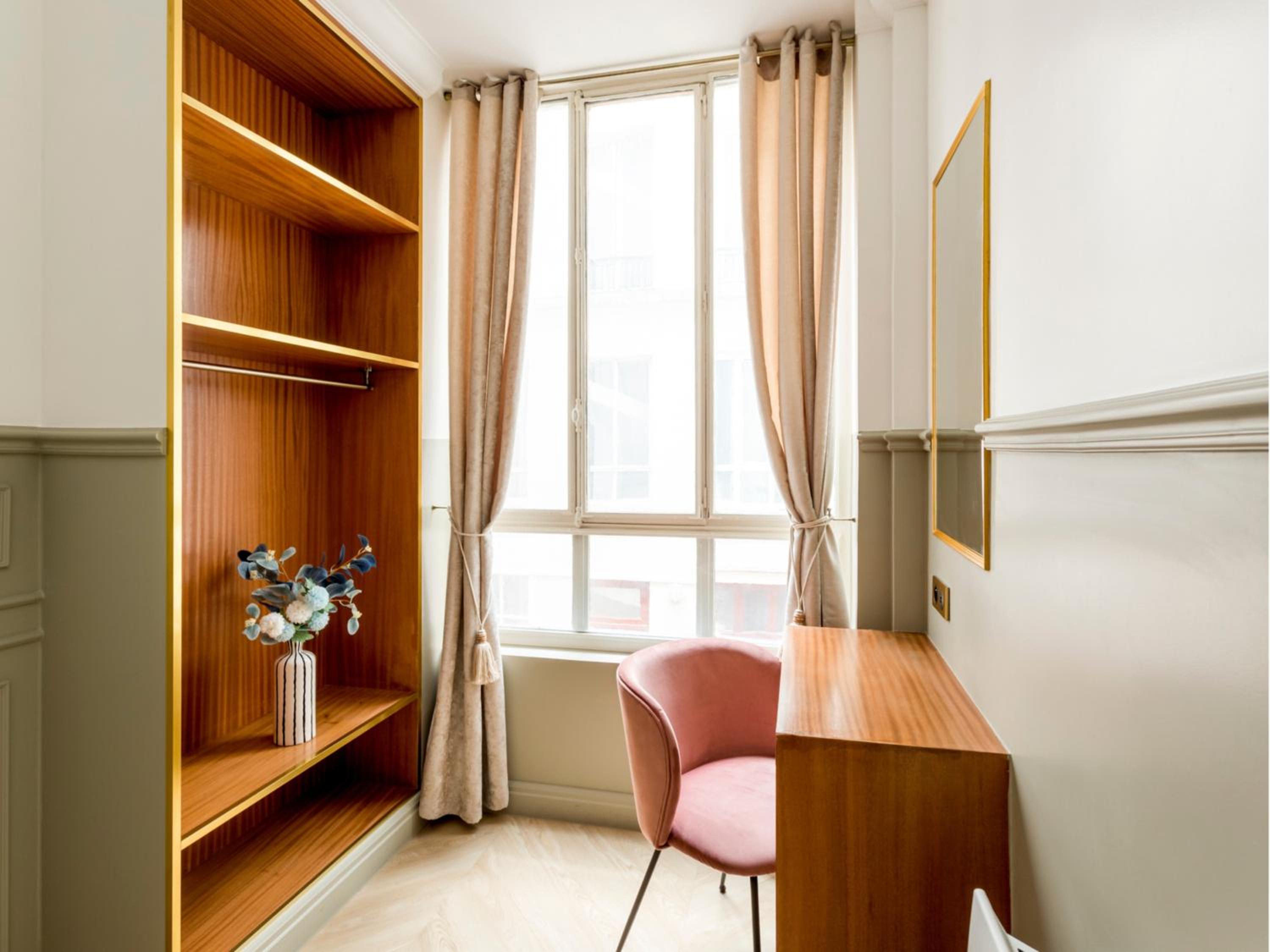 Merveil - Luxury Suite - Louvre - Rousseau