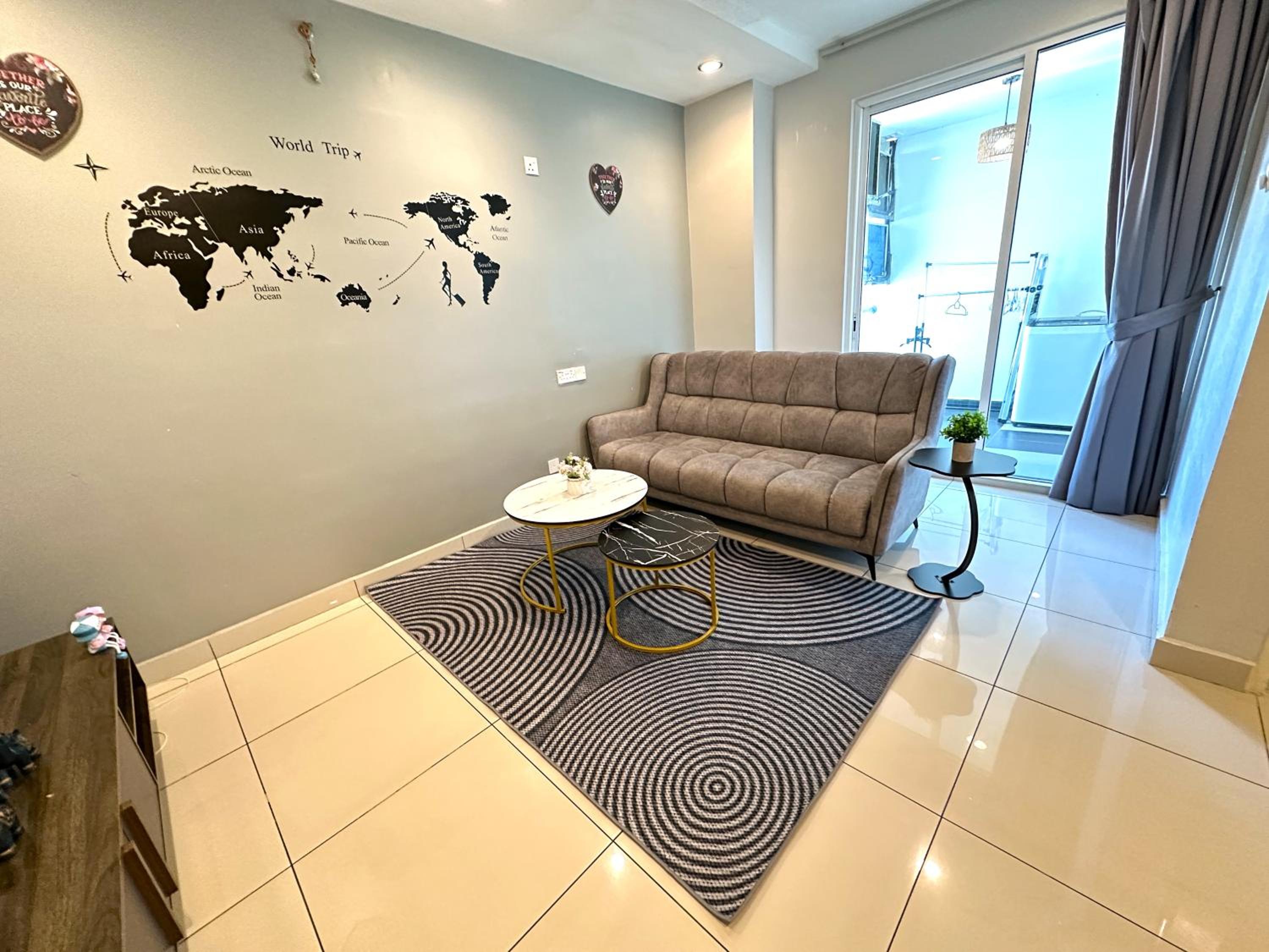 High-Floor Seaview Modern Suite 2BR Condo Next to Gurney & Georgetown Mansion one 26