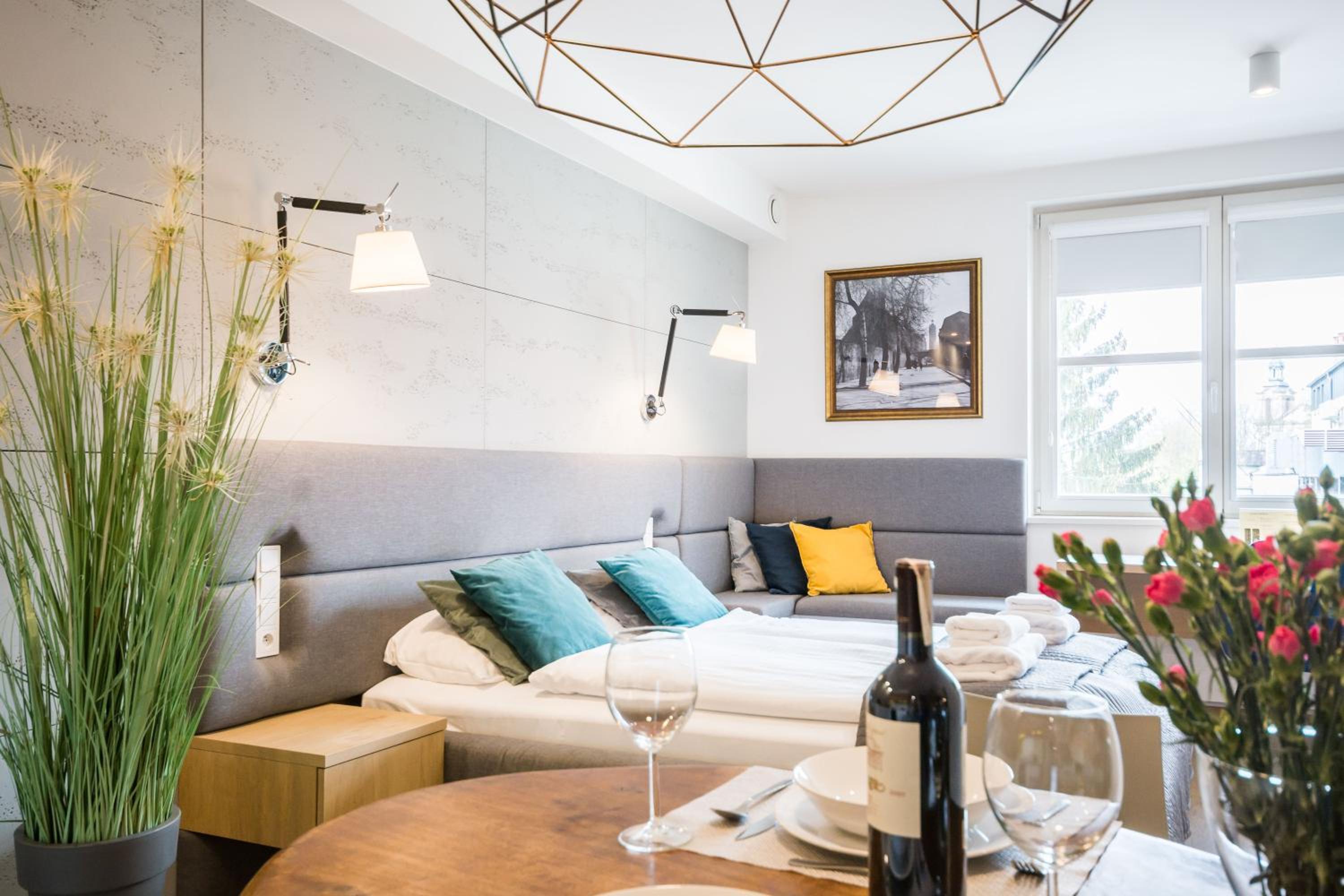 Old Town Premium Queen`s Apartments