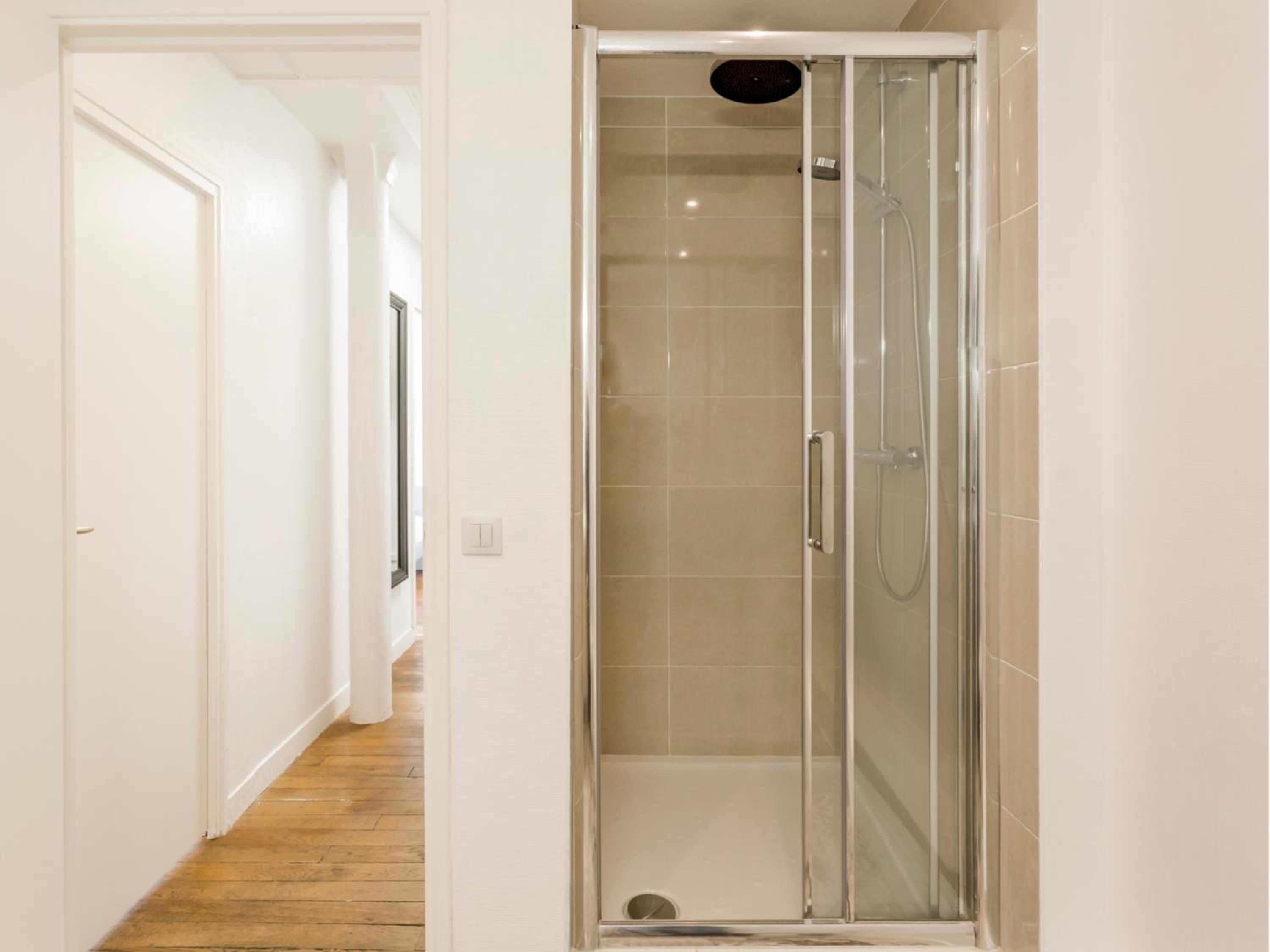 Merveil - Family Suite - Louvre - Clery