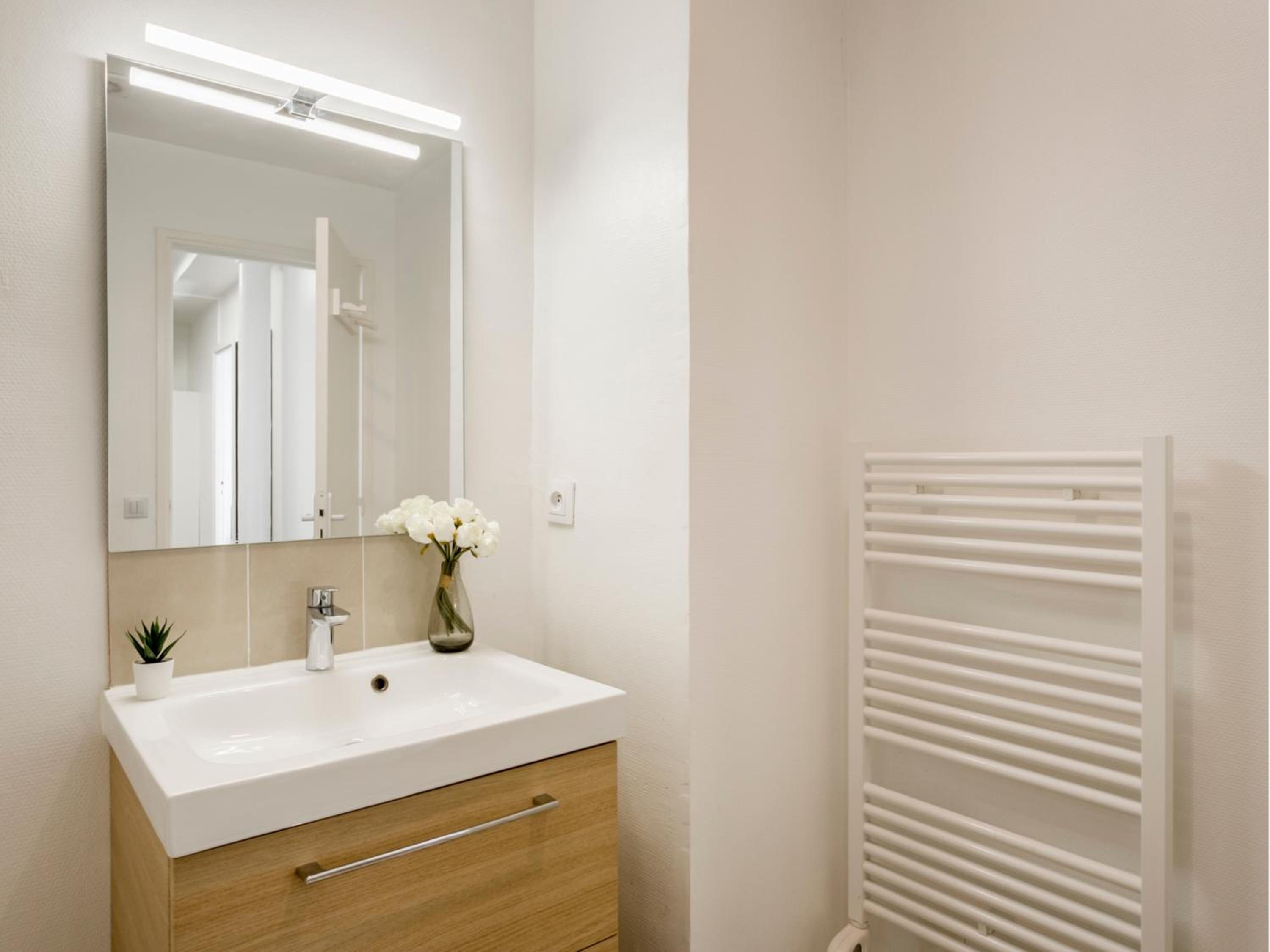 Merveil - Family Suite - Louvre - Clery