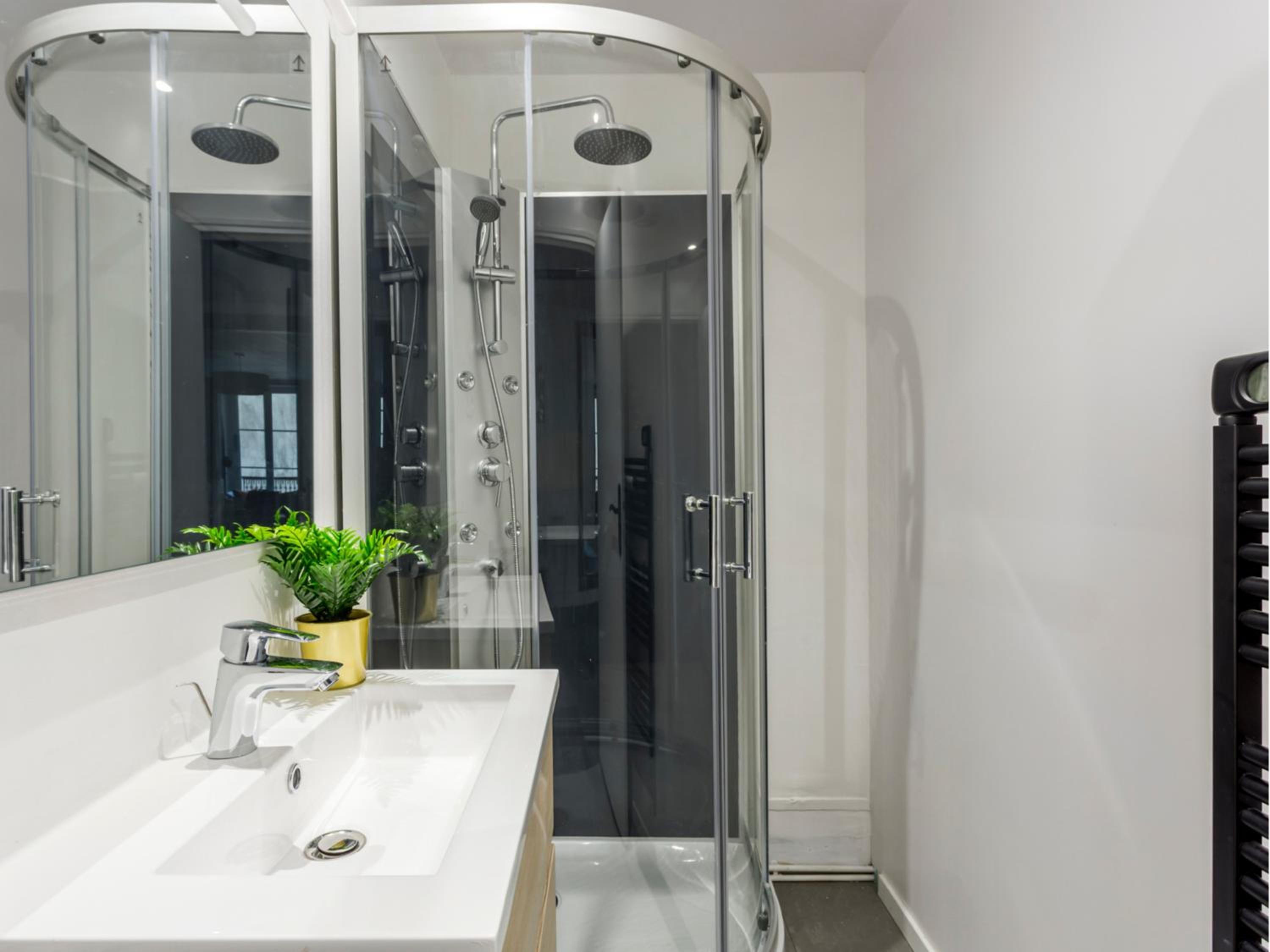 Merveil - Family Suite - Champs Elysees - Armee