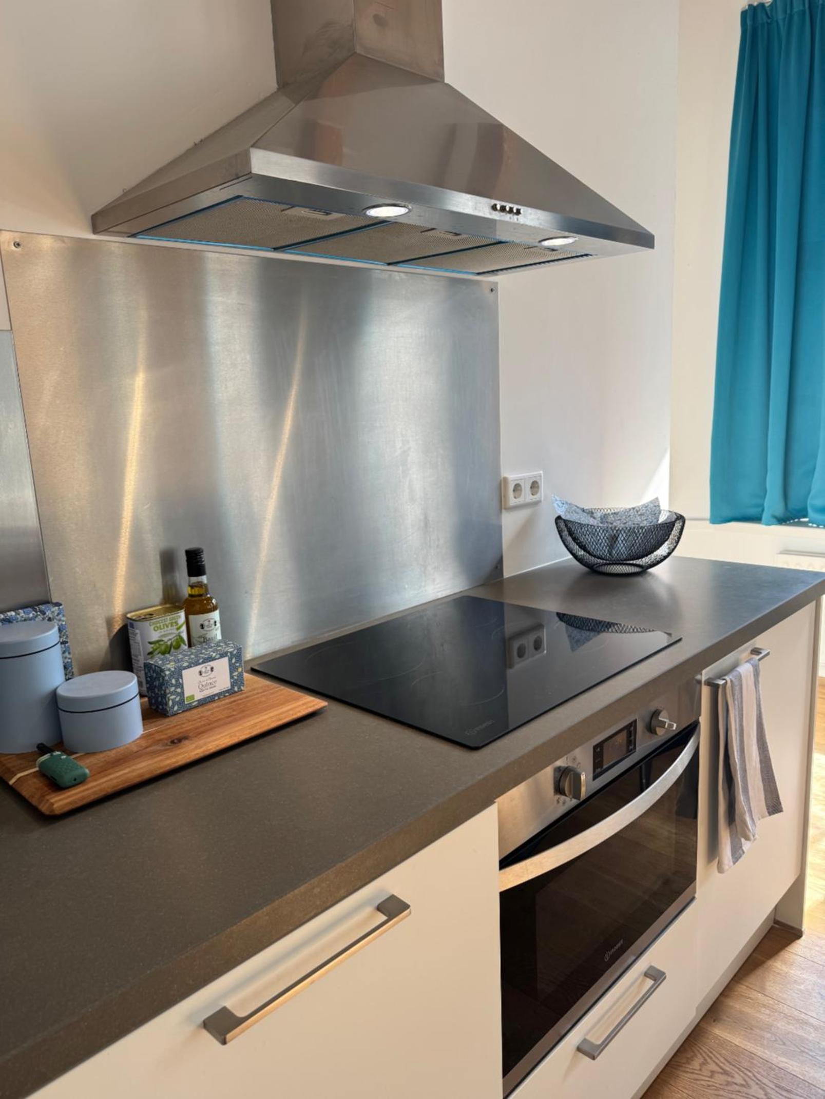 Barbera Guesthouse Hotel Apartments - Experience local life in the Old Centre