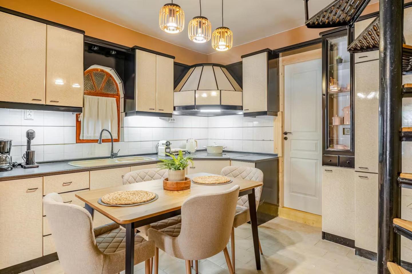 Cozy 1894 - JK 7towers Maisonette -100m2 - 1Gbps