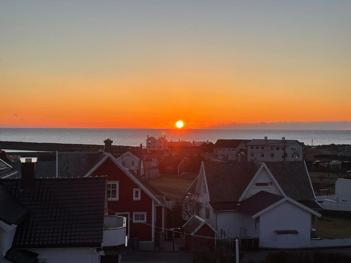 Havbris apartment with sea view in Borhaug, Farsund