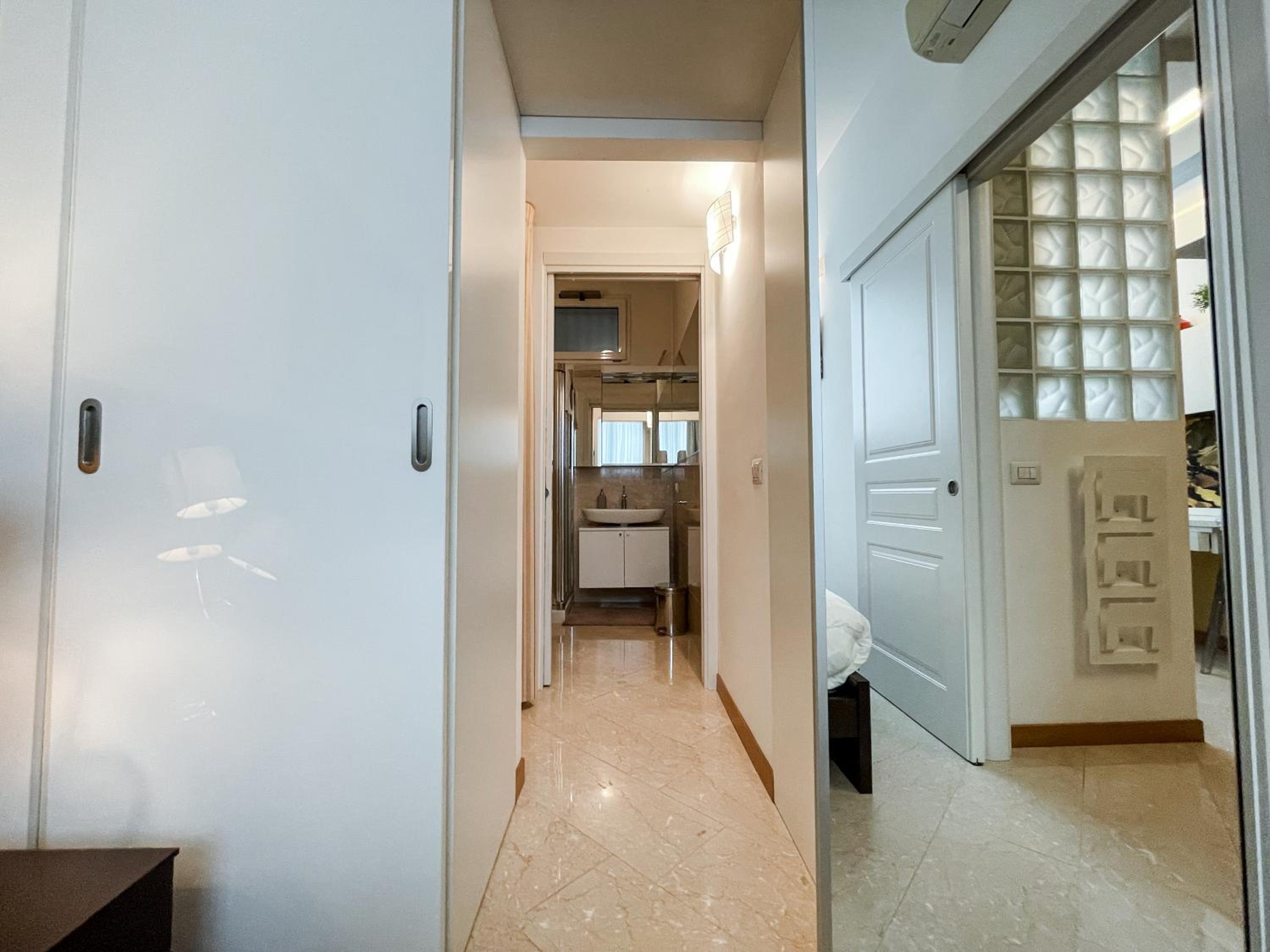 Col Di Lana Suite - Central District, Milan