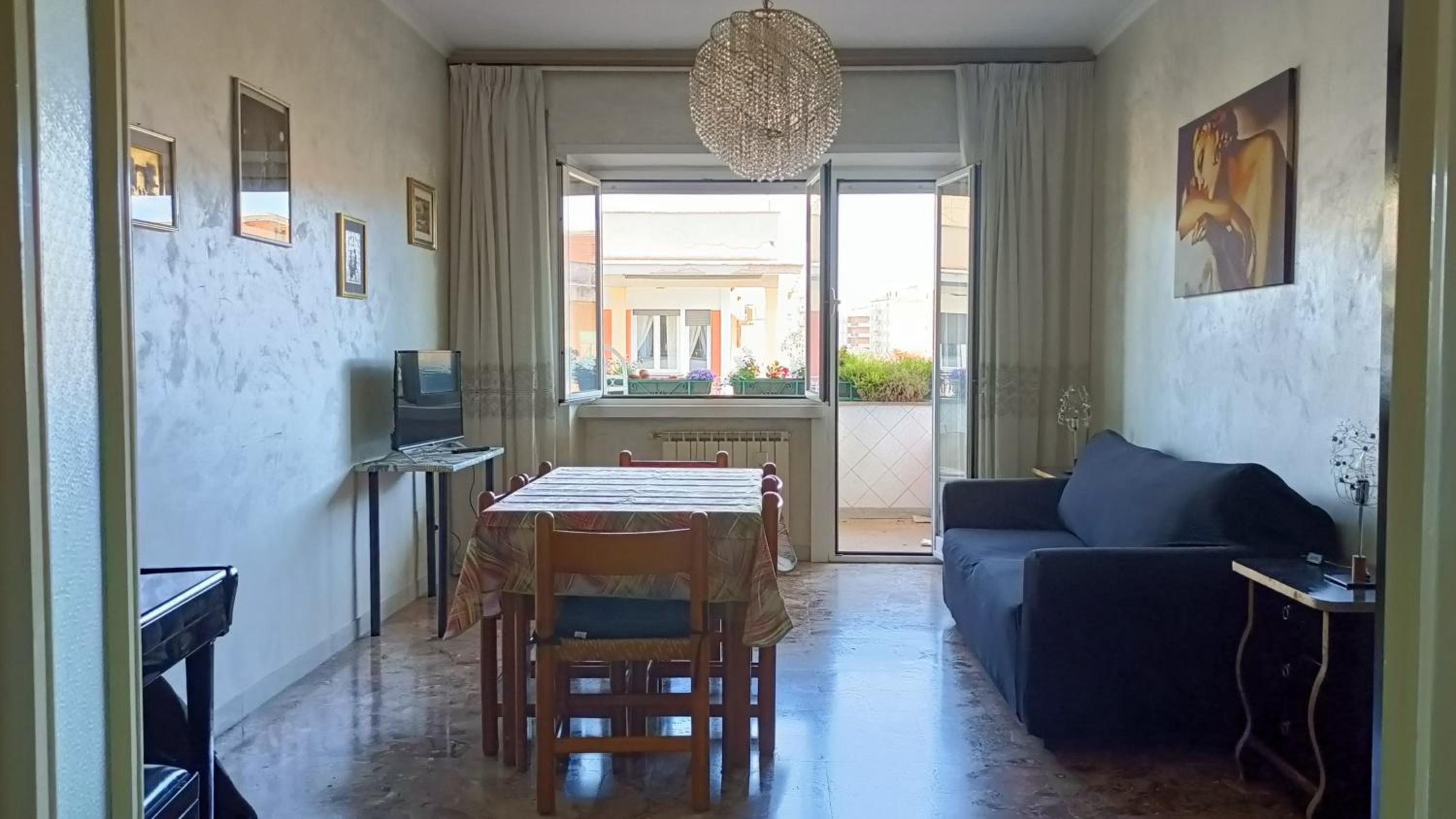 A casa di Ugo - Colors and space at Pigneto, Rome