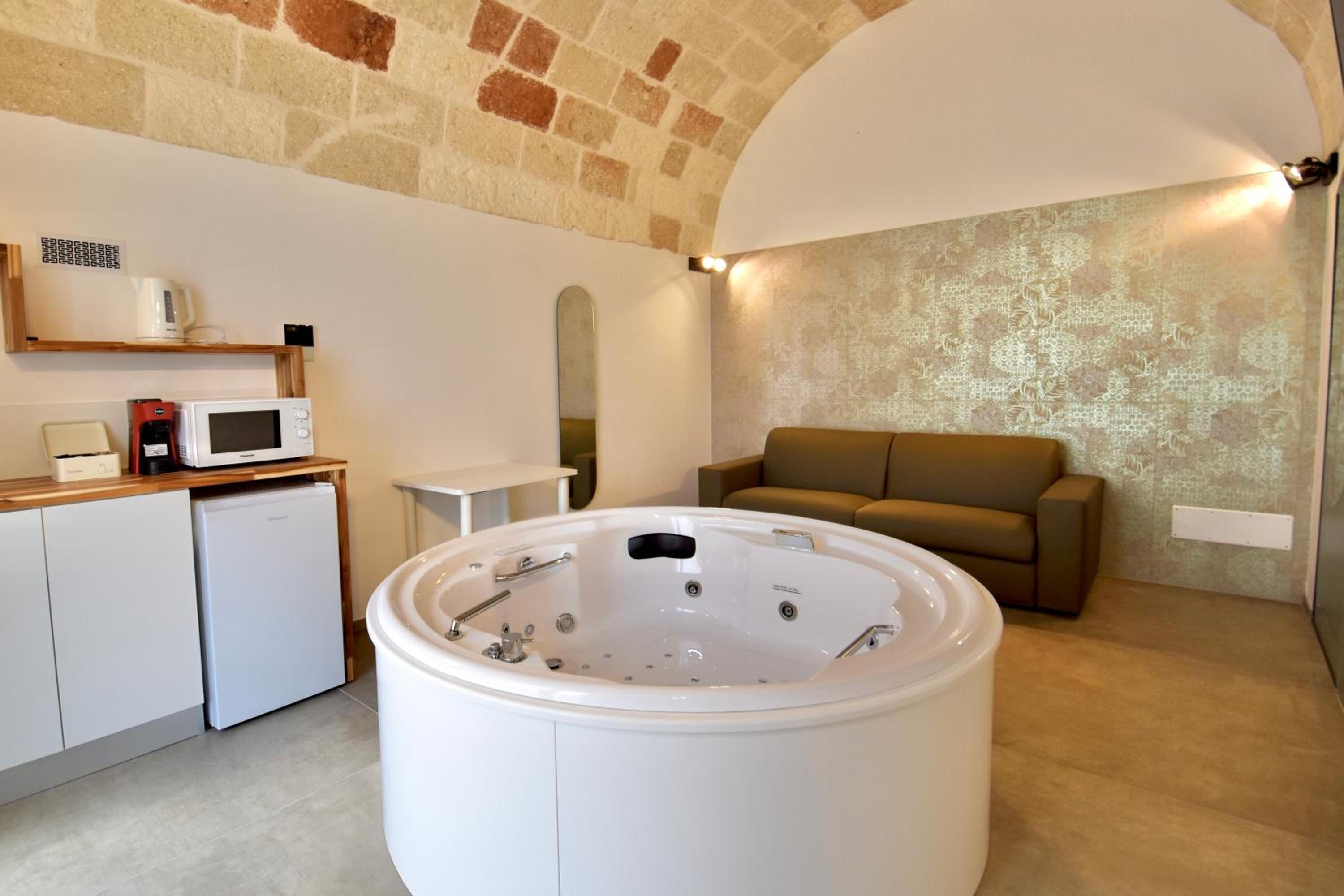 Bianca Suite & Room - Housea