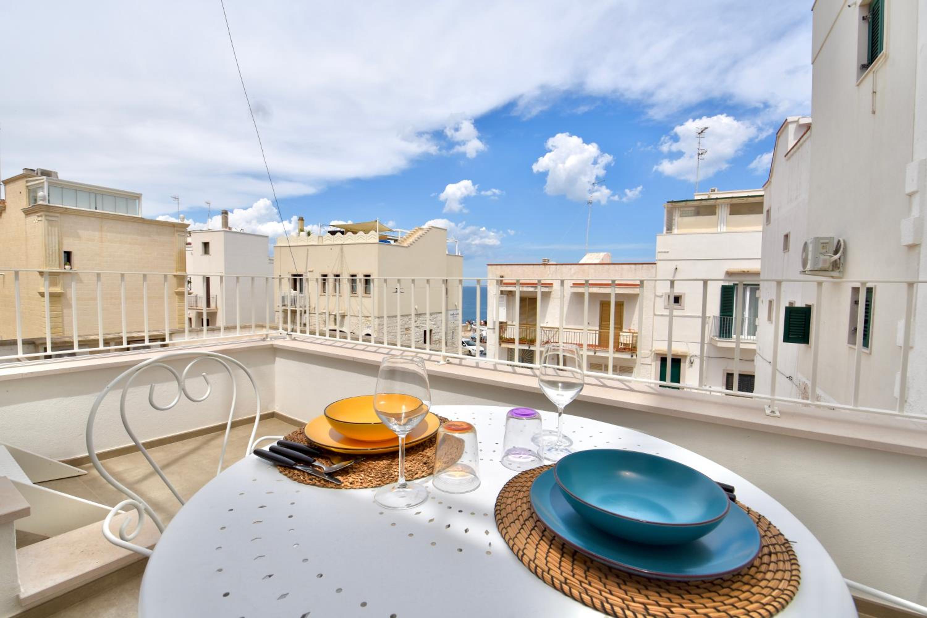 Bianca Suite & Room - Housea