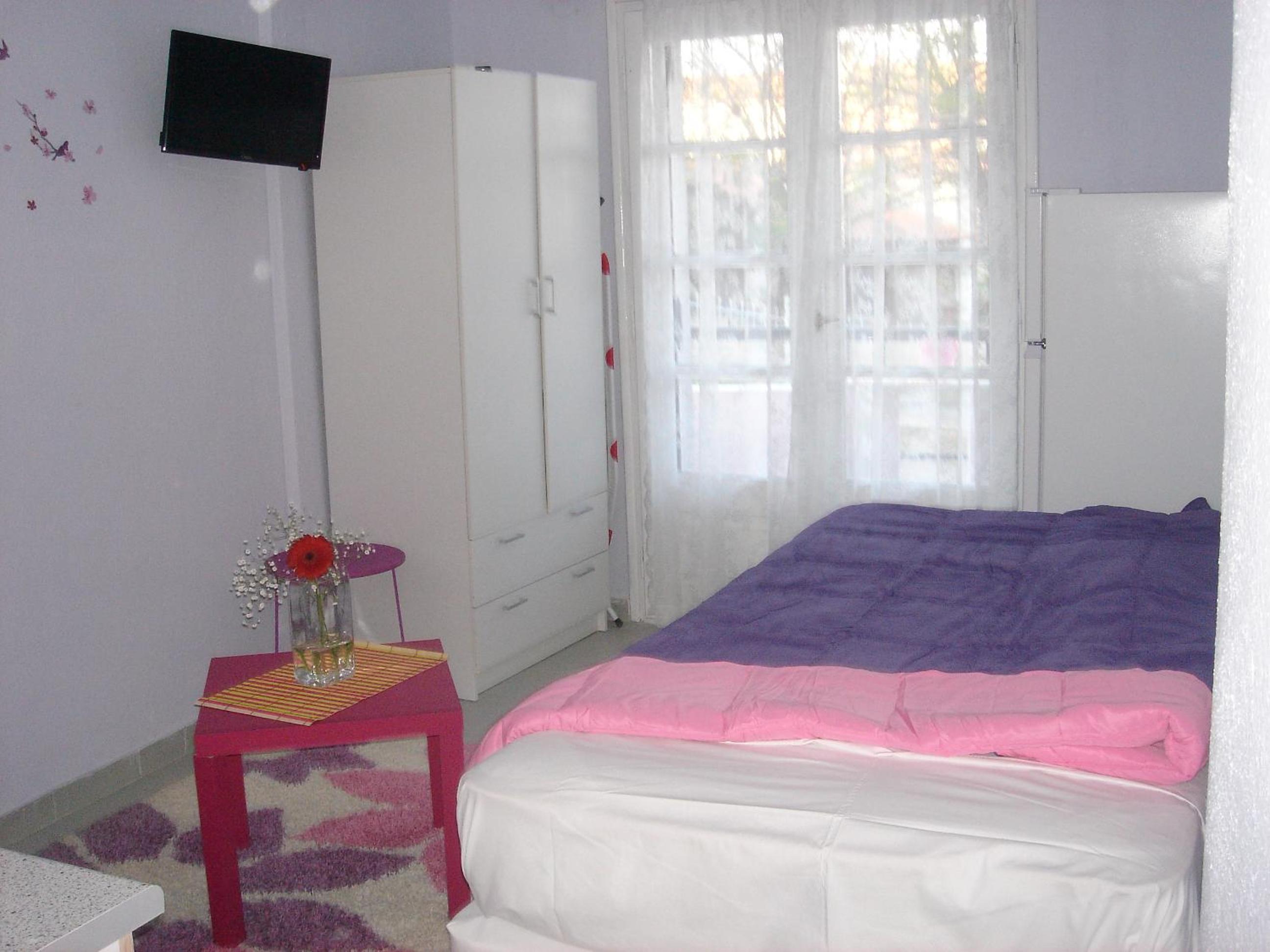 Ormos View Apartments