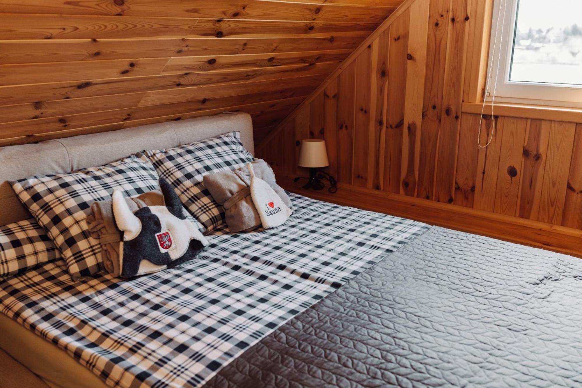 Photo 56